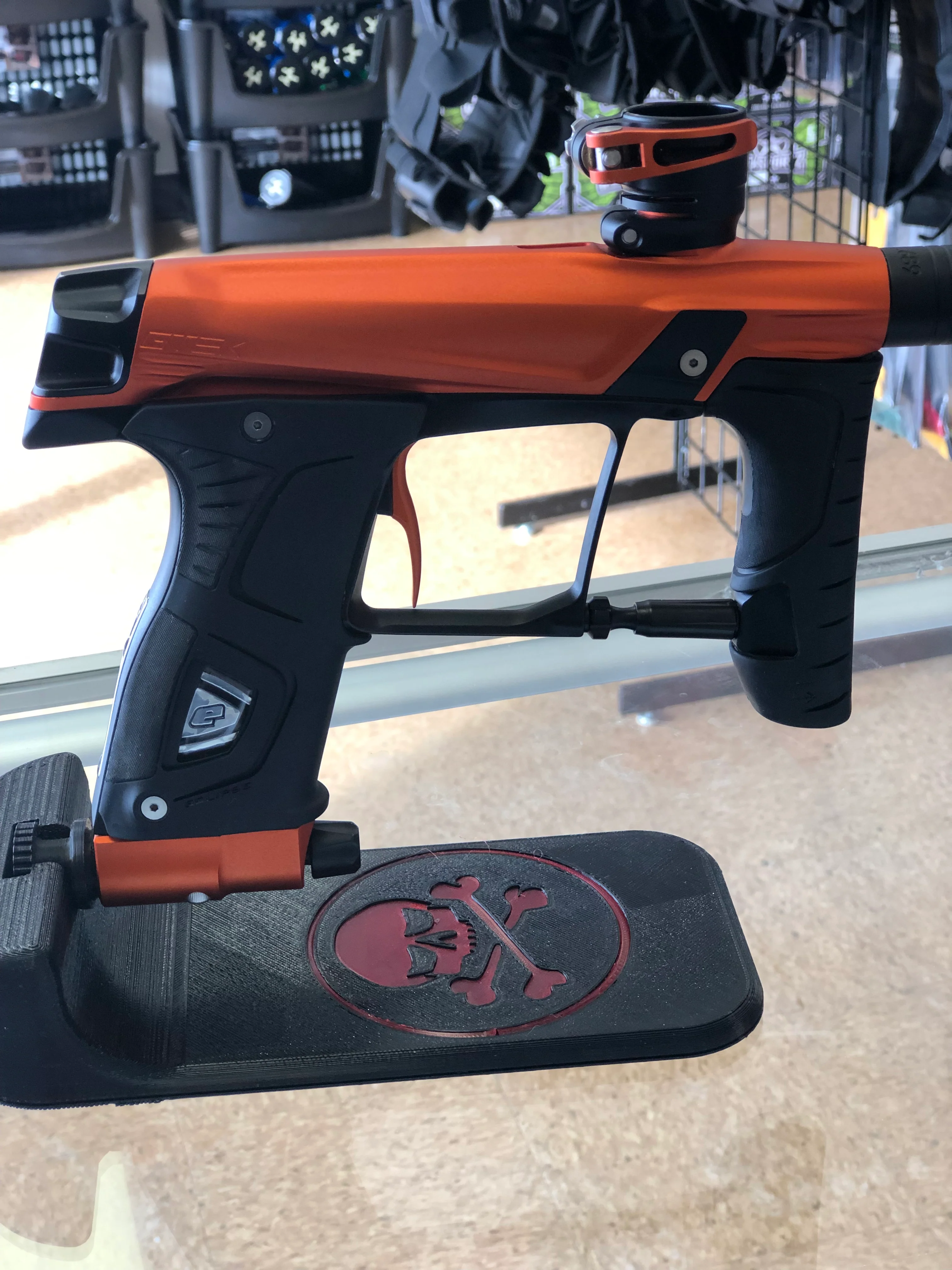 USED Planet Eclipse GTek 160R - Dust Black/Orange - Image 3
