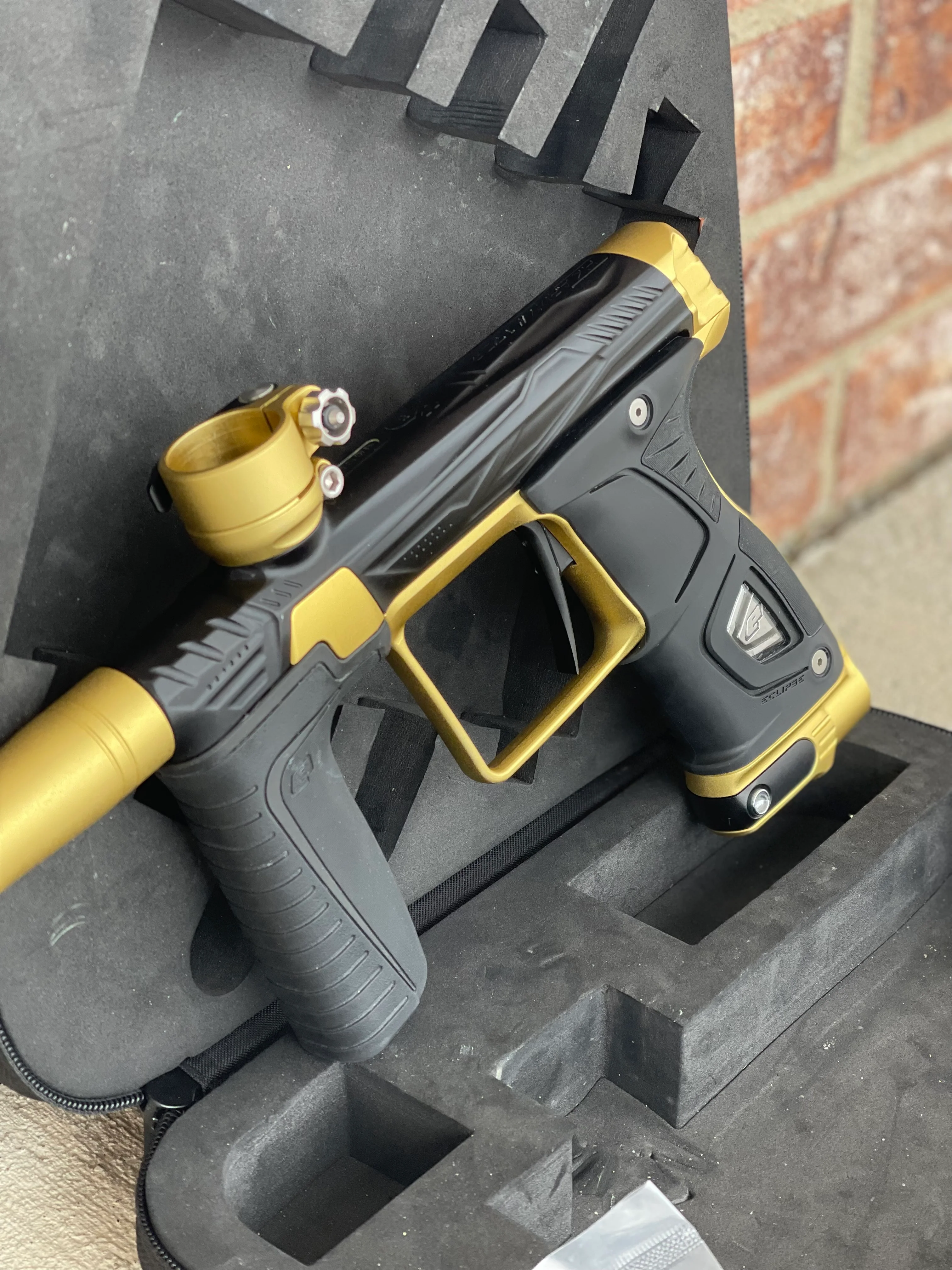 Used HK Army/Planet Eclipse 170R Paintball Gun - Black / Gold - Image 4
