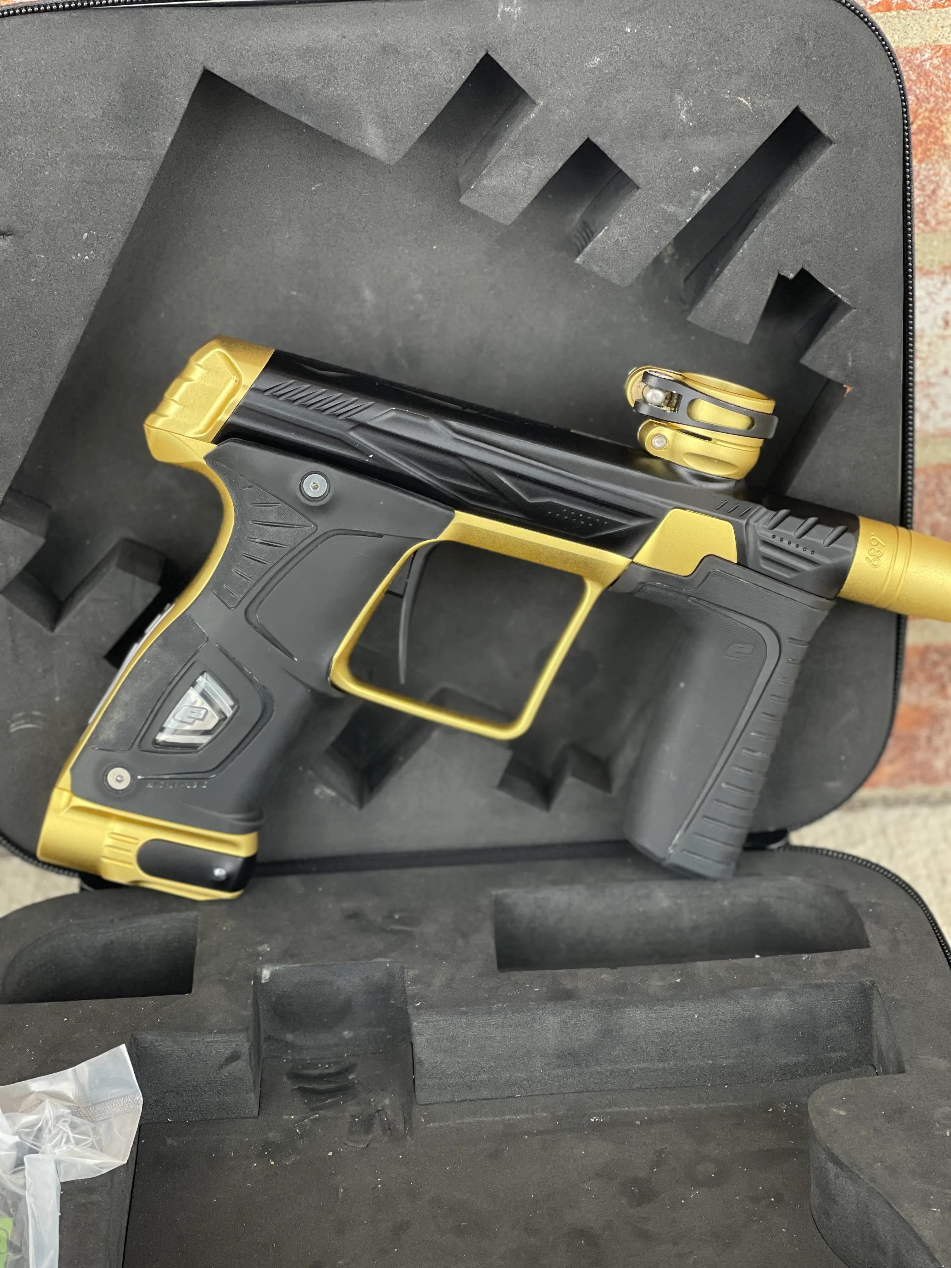 Used HK Army/Planet Eclipse 170R Paintball Gun - Black / Gold - Image 5