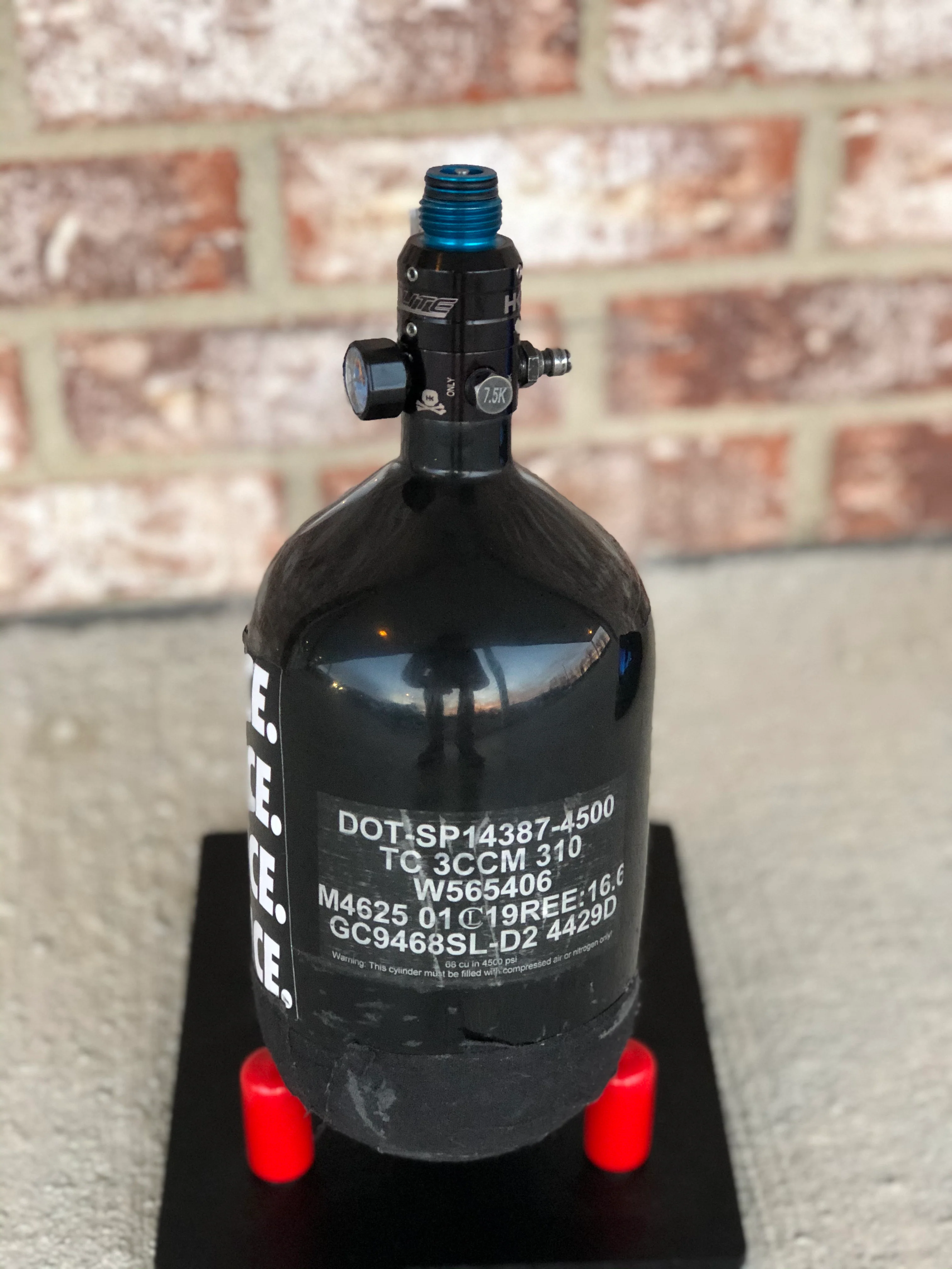 Used HK Army Aerolite Extra-lite 68/4500 Paintball Tank w/ POWERHOUSE Regulator - Image 2