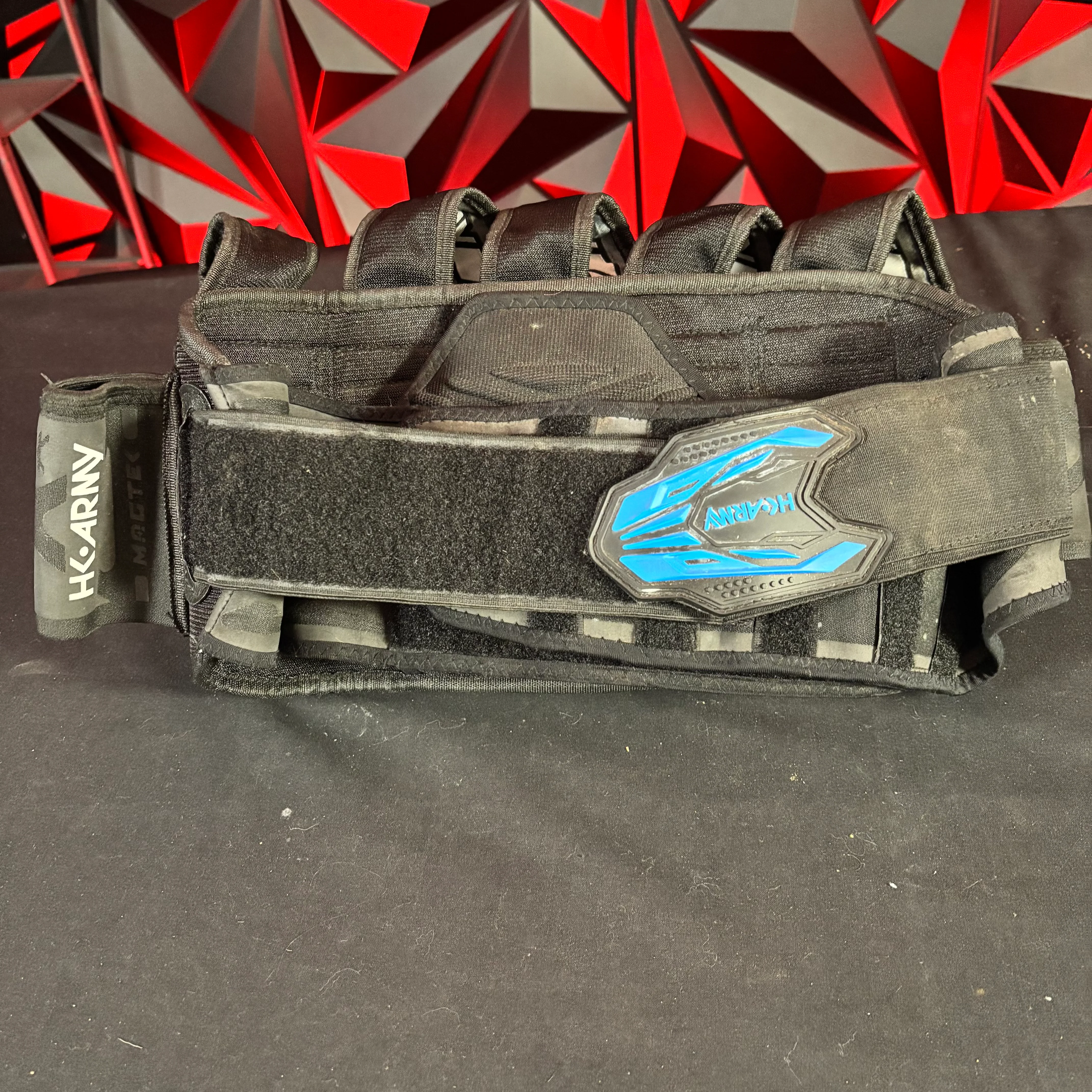 Used HK Army Black/Blue Magtek Harness - Image 2