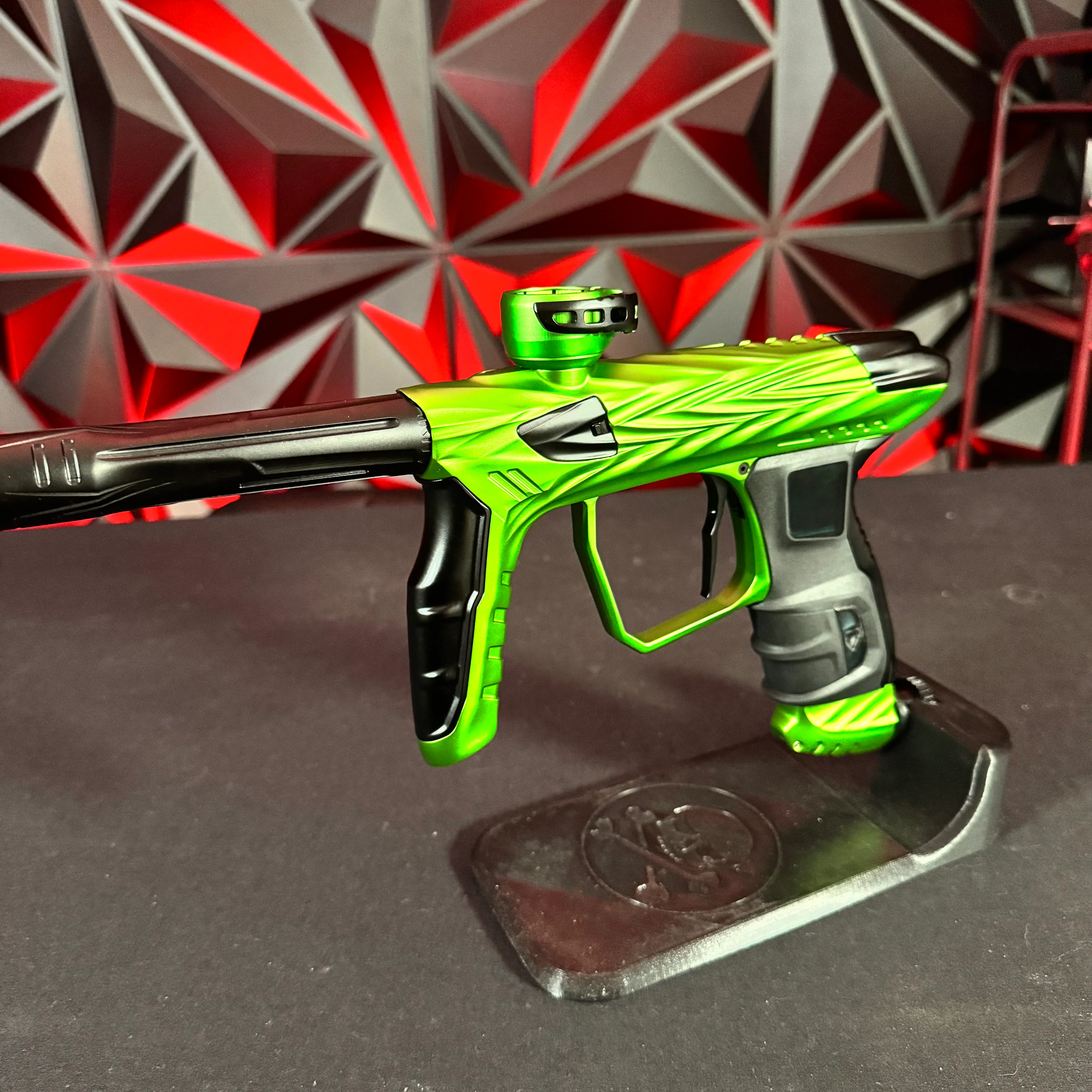 Used/HK Army DLX Luxe IDOL Paintball Gun - Dust Neon Green/Black w/Method Bolt - Image 5