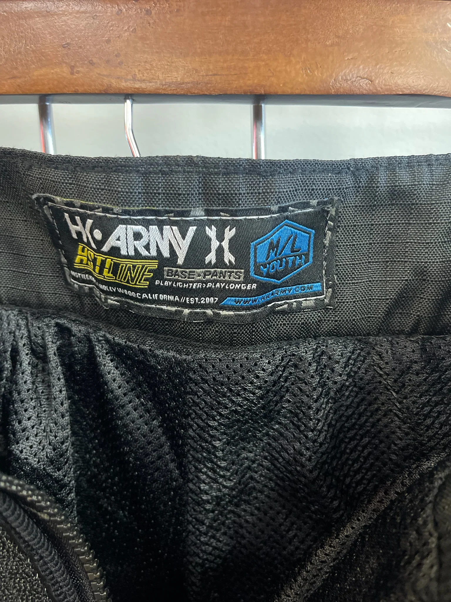 Used HK Army HSTLINE Base Paintball Pants- Black- YOUTH M/L - Image 3