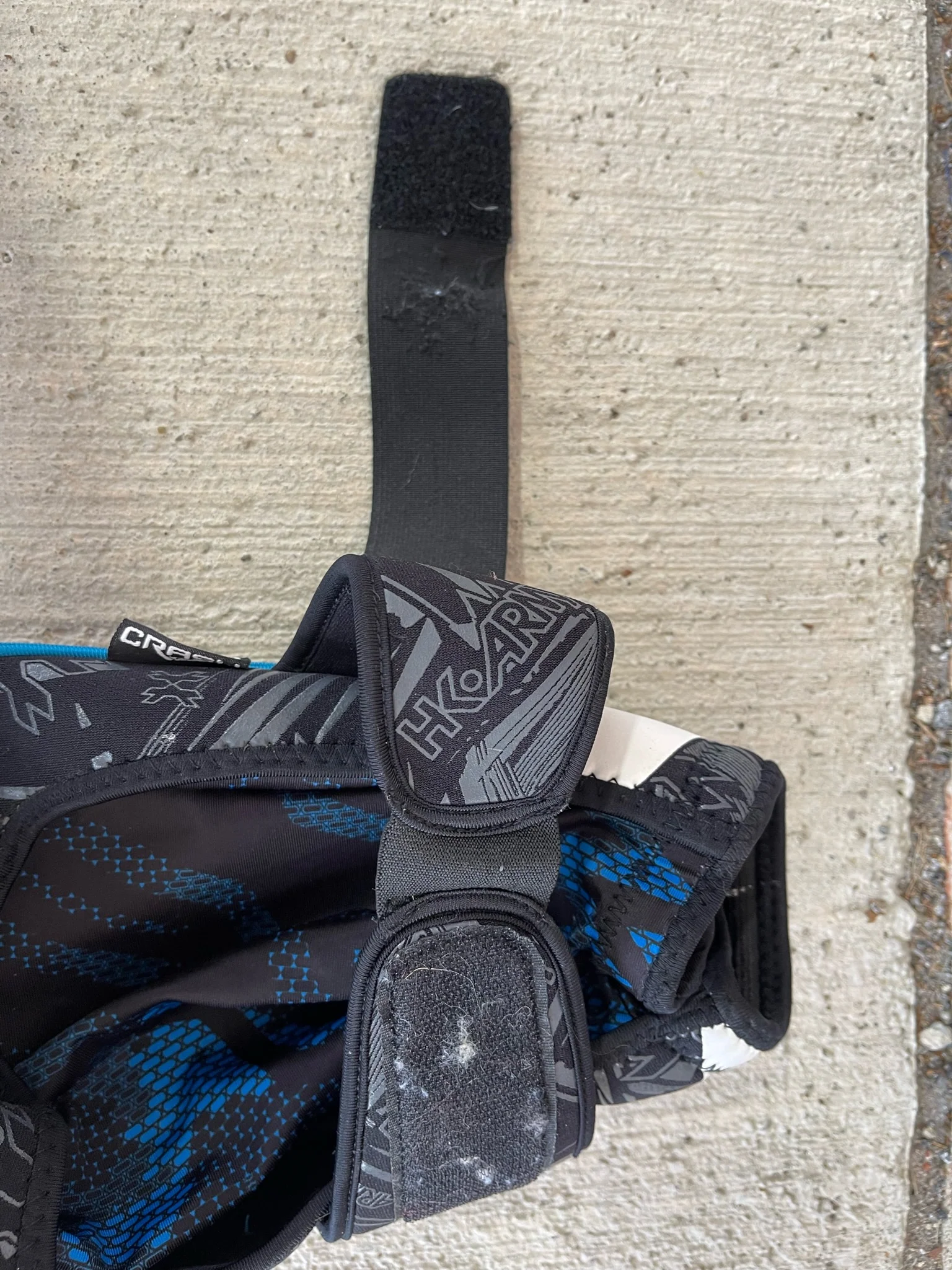 Used HK Army Knee Pads- X-Large - Image 4