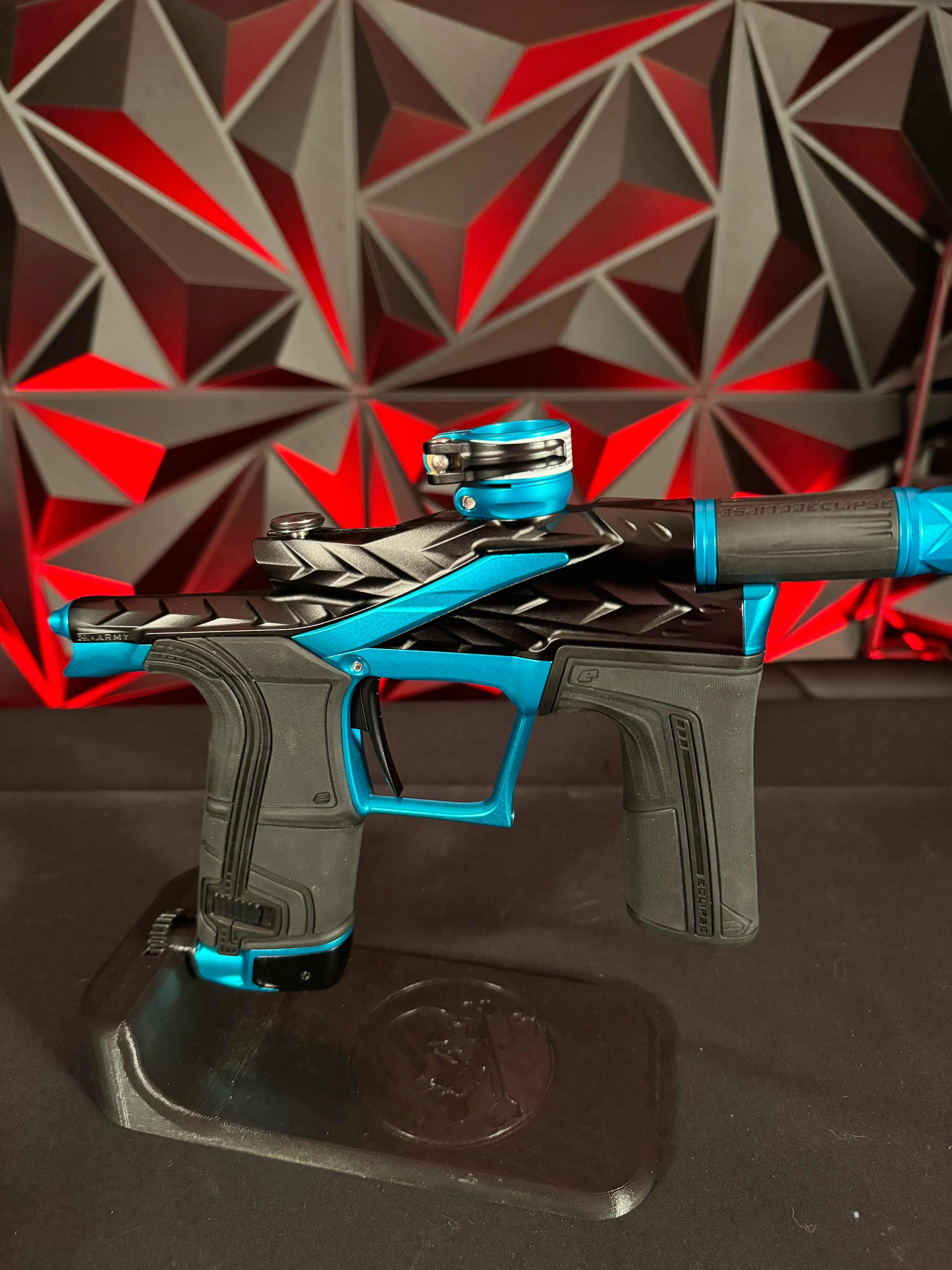 Used HK Army/Planet Eclipse LV2 Fossil Paintball Gun - Black/Blue - Image 3