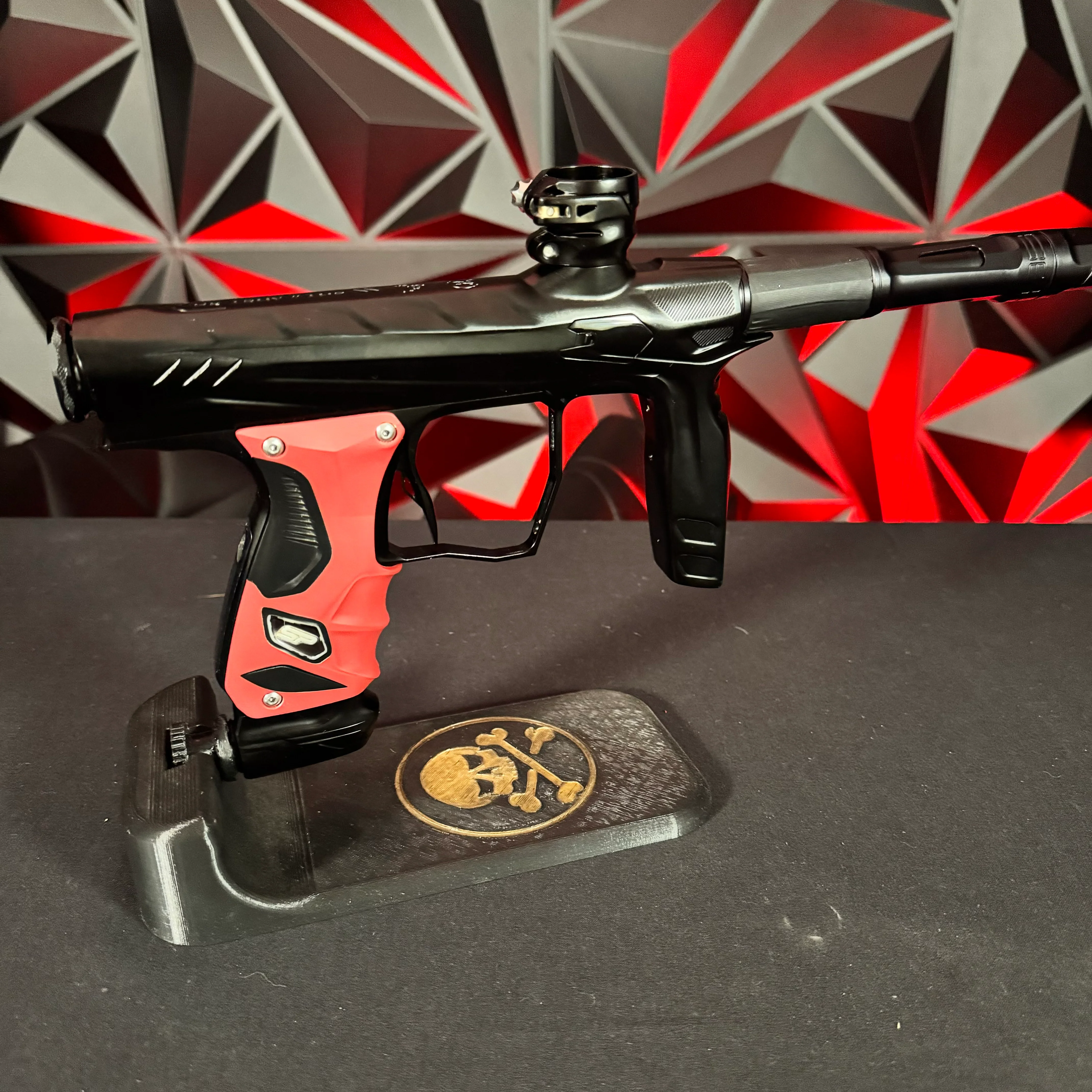 Used HK Army Shocker Amp Paintball Gun- Black - Image 2