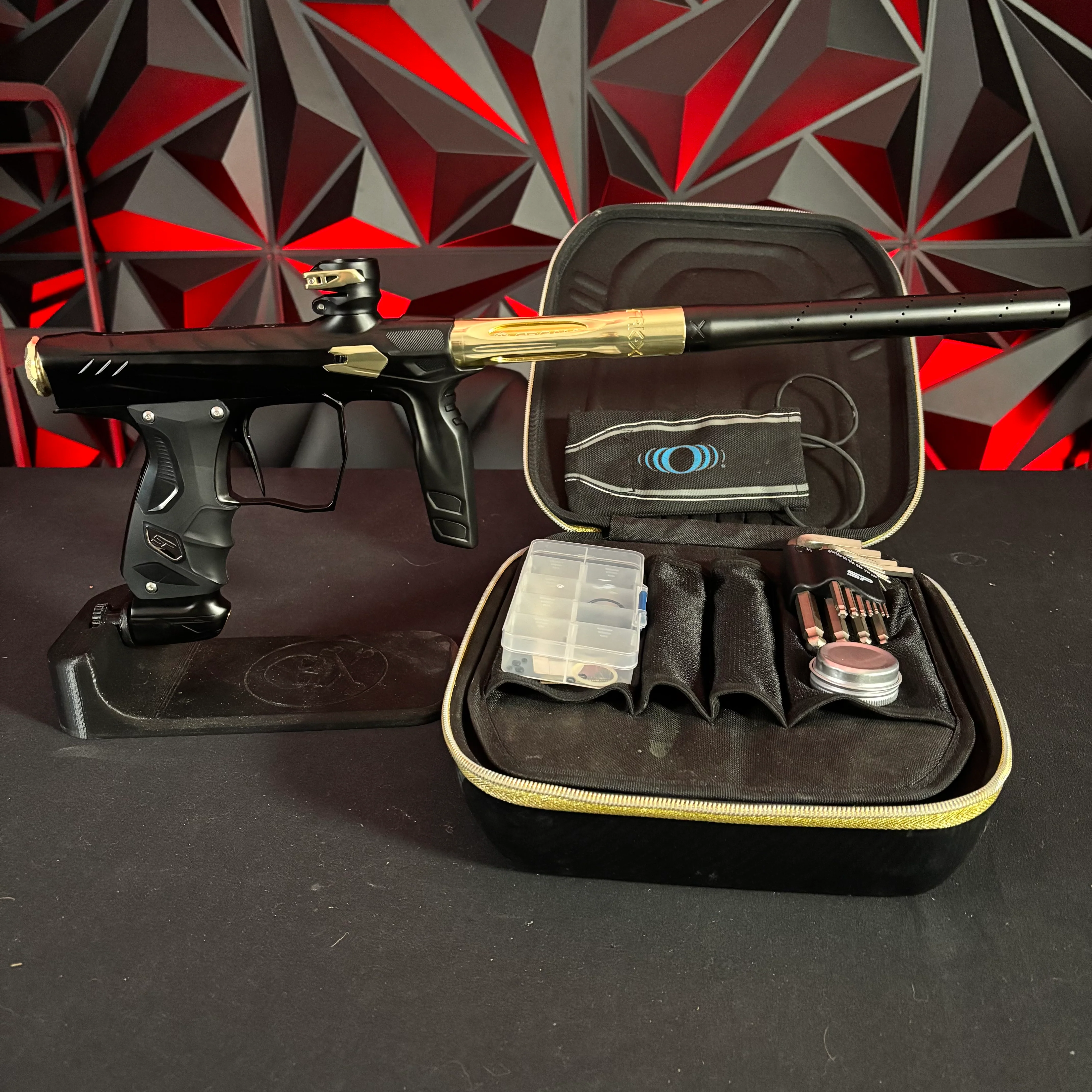 Used HK Army Shocker Amp Paintball Gun- Black/Gold