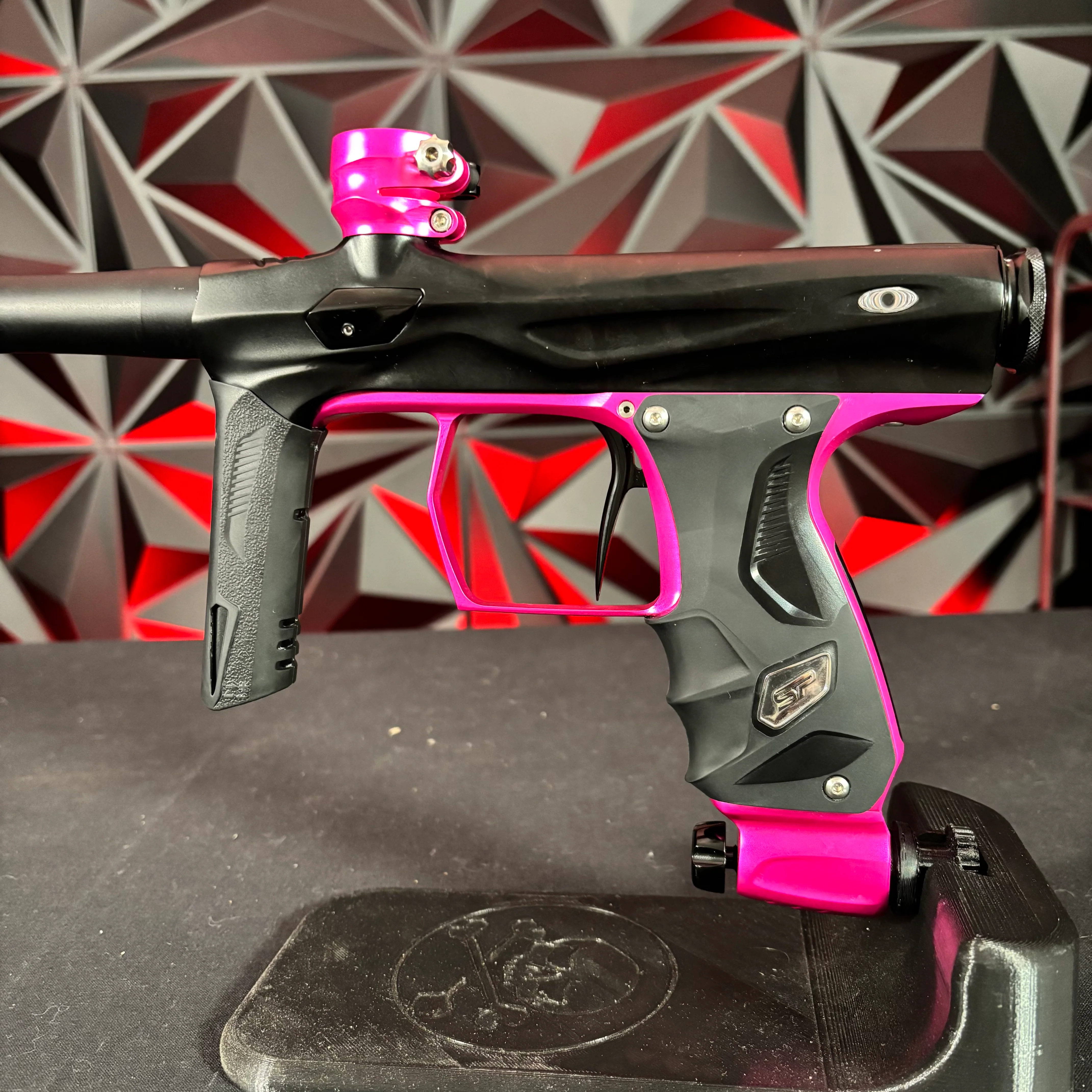 Used Shocker Amp Paintball Gun- Black/Pink - Image 14