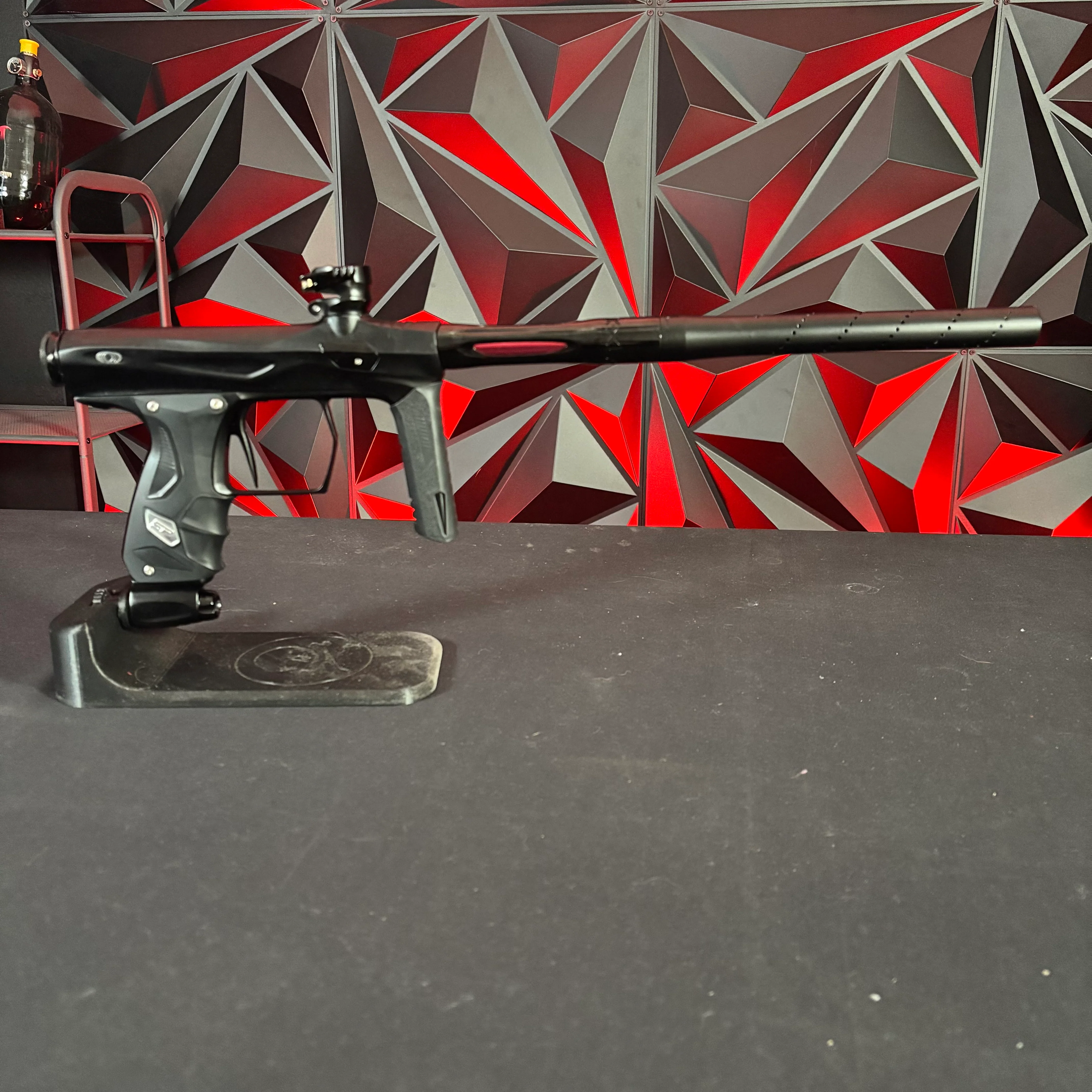 Used Shocker Amp Paintball Gun- Black/Pink - Image 6