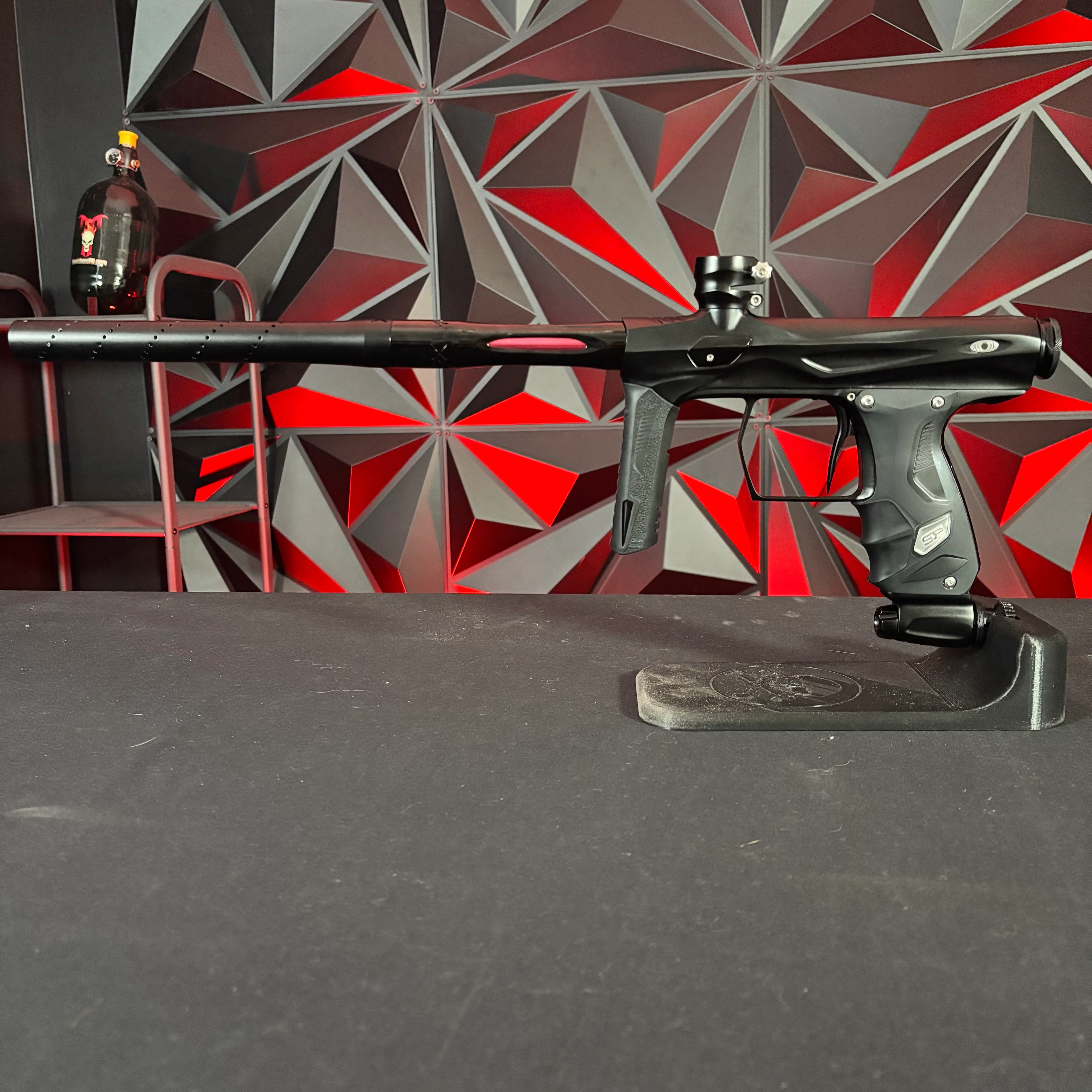Used Shocker Amp Paintball Gun- Black/Pink - Image 7