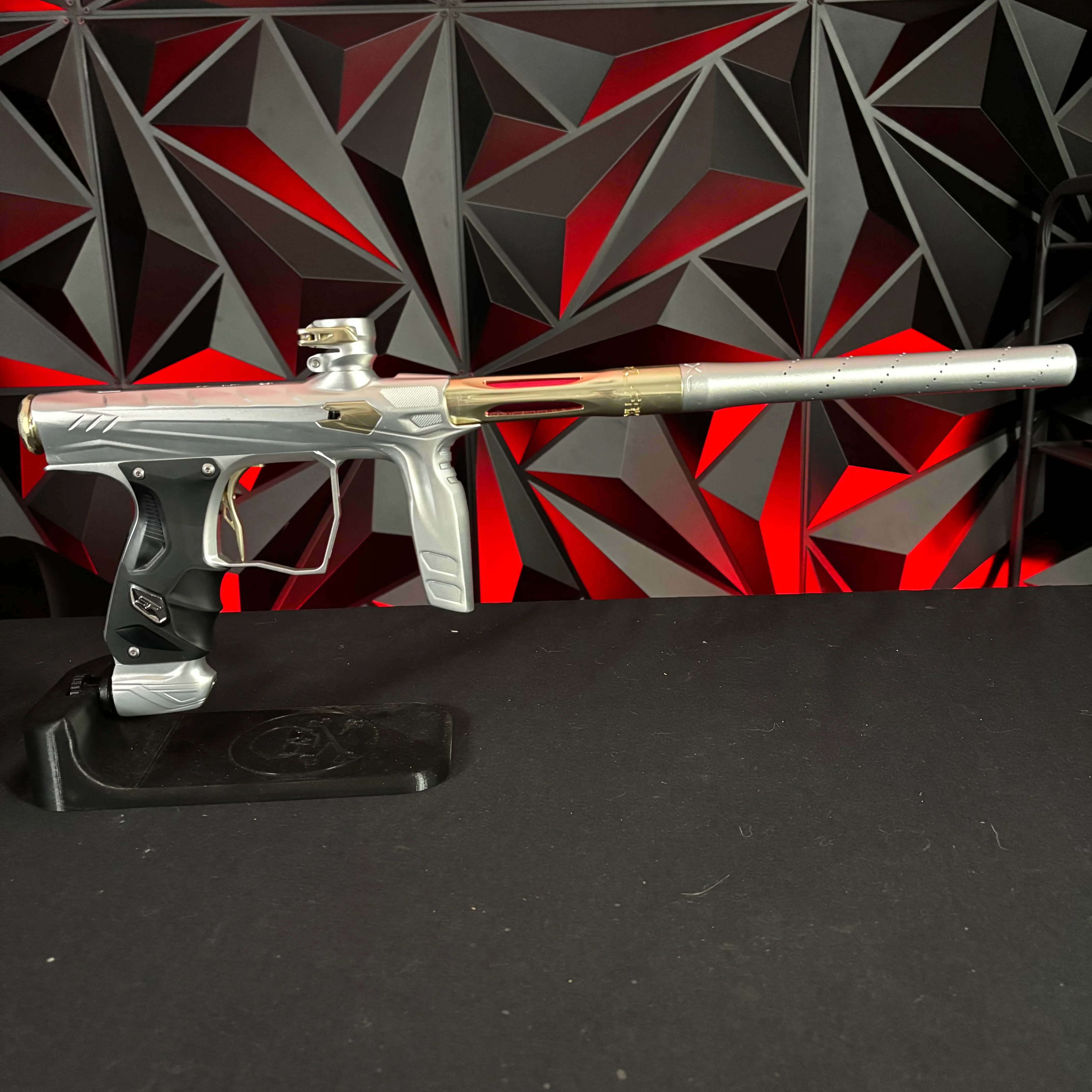 Used HK Army Shocker Amp Paintball Gun - Silver/ Gold - Image 6