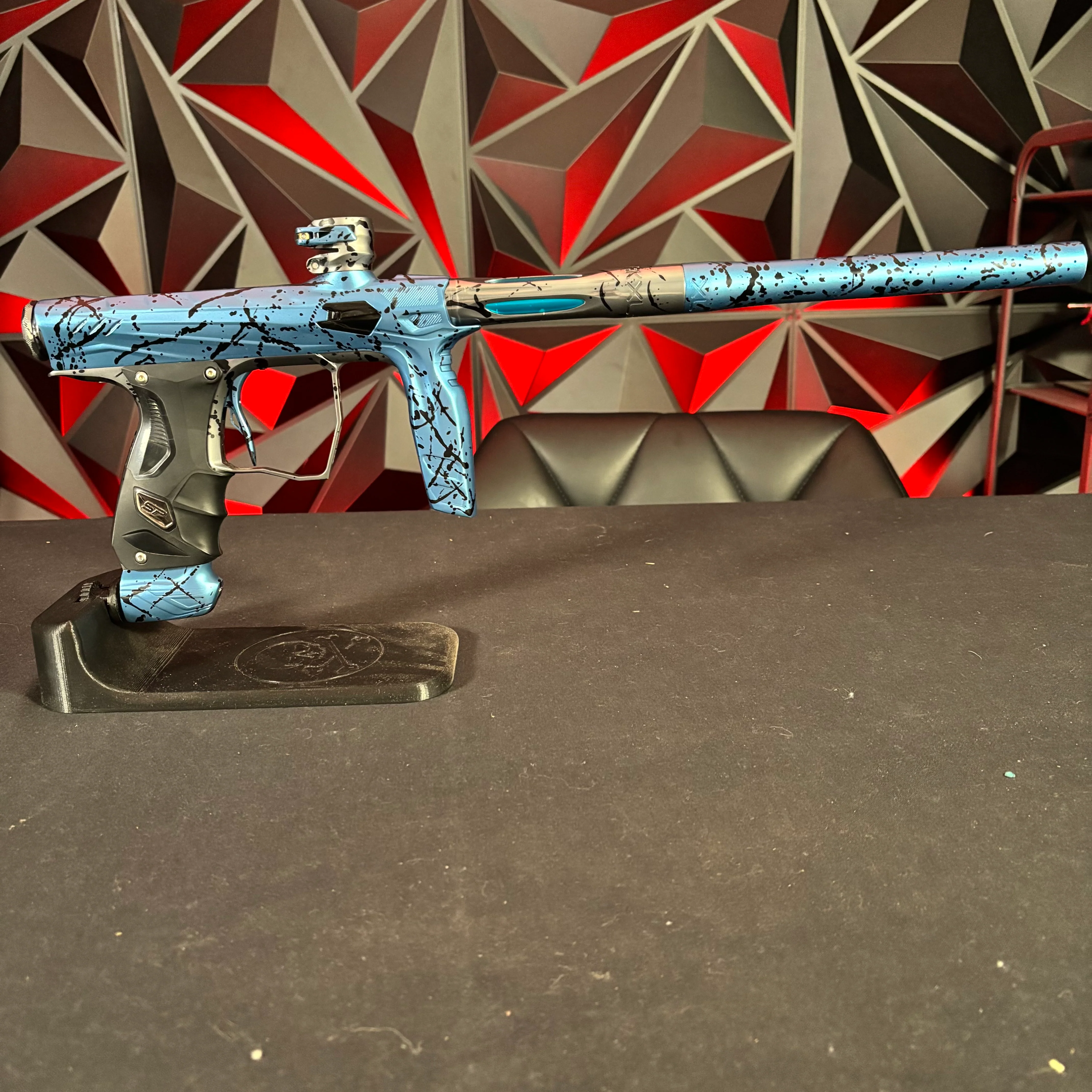 Used HK Army/Shocker Amp Paintball Gun - Blue/Black Splash - Image 6