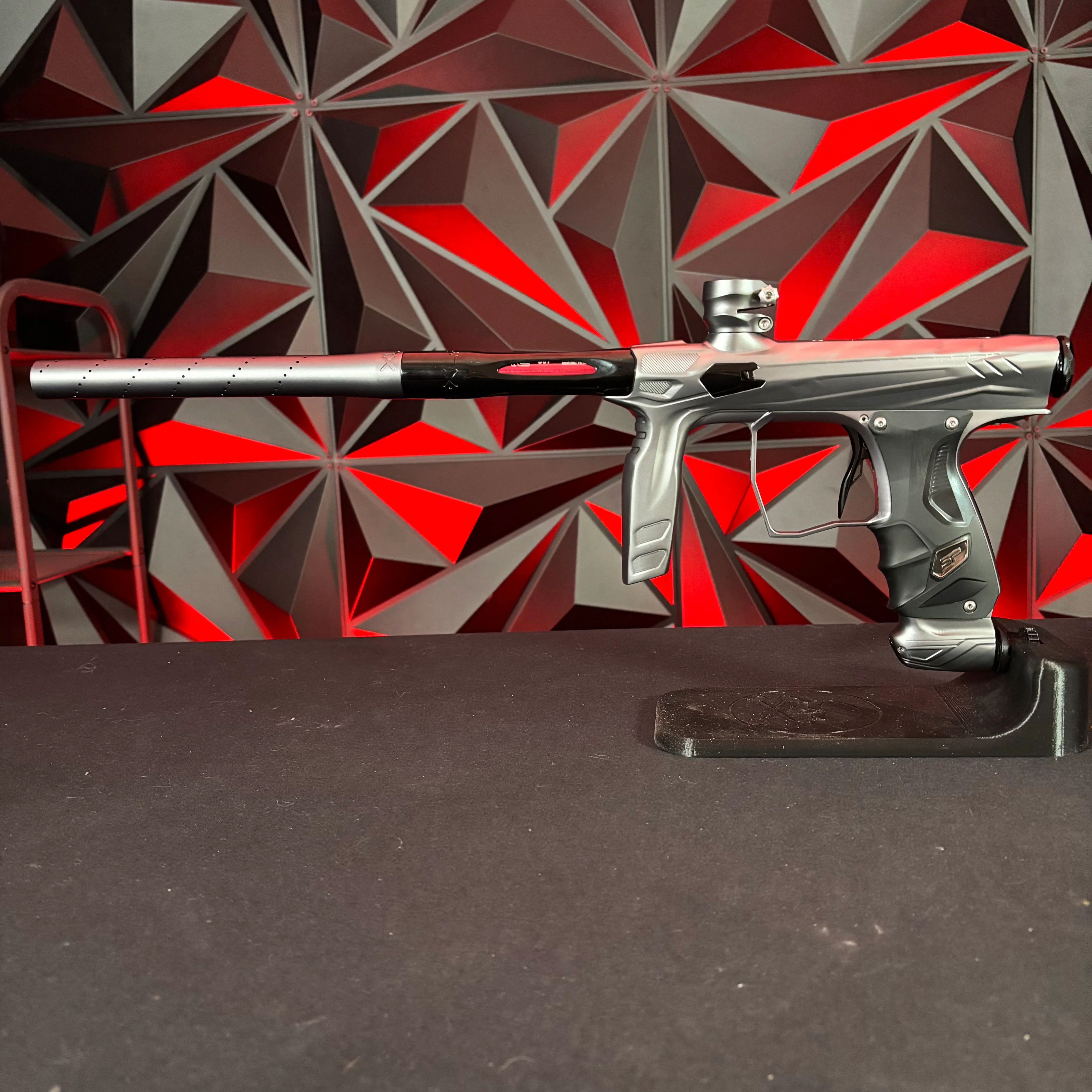 Used HK Army Shocker Amp Paintball Gun - Pewter/Black - Image 7