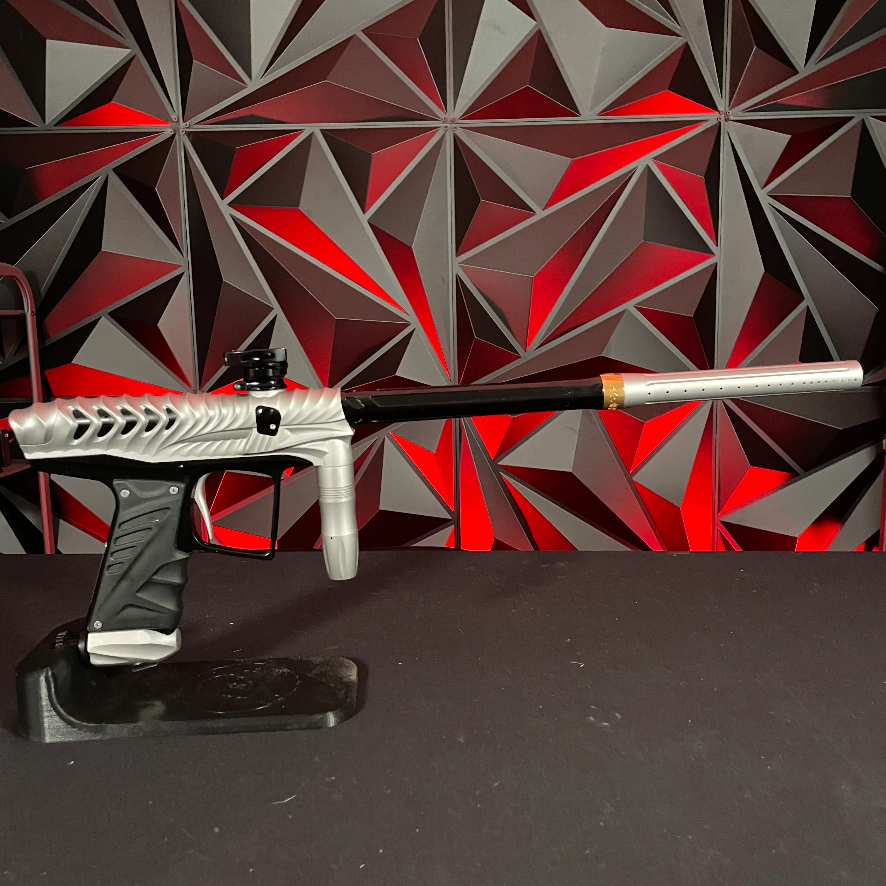 Used HK Army VCOM Ripper Paintball Gun - Dust White/Black - Image 5