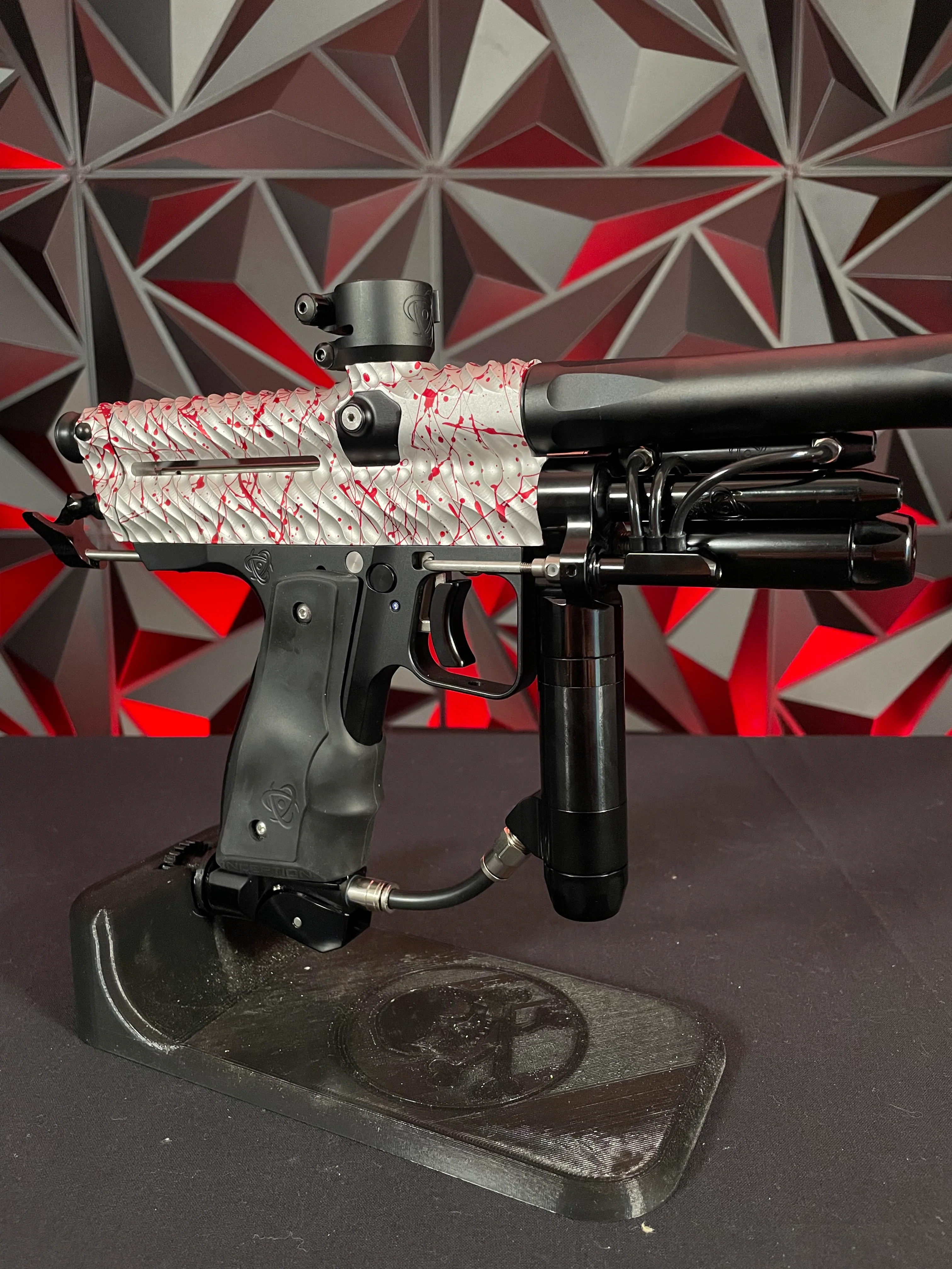Used Inception Designs Twister Autococker Paintball Gun - Red Splash #128 w/4 Backs & 2 Tips - Image 3