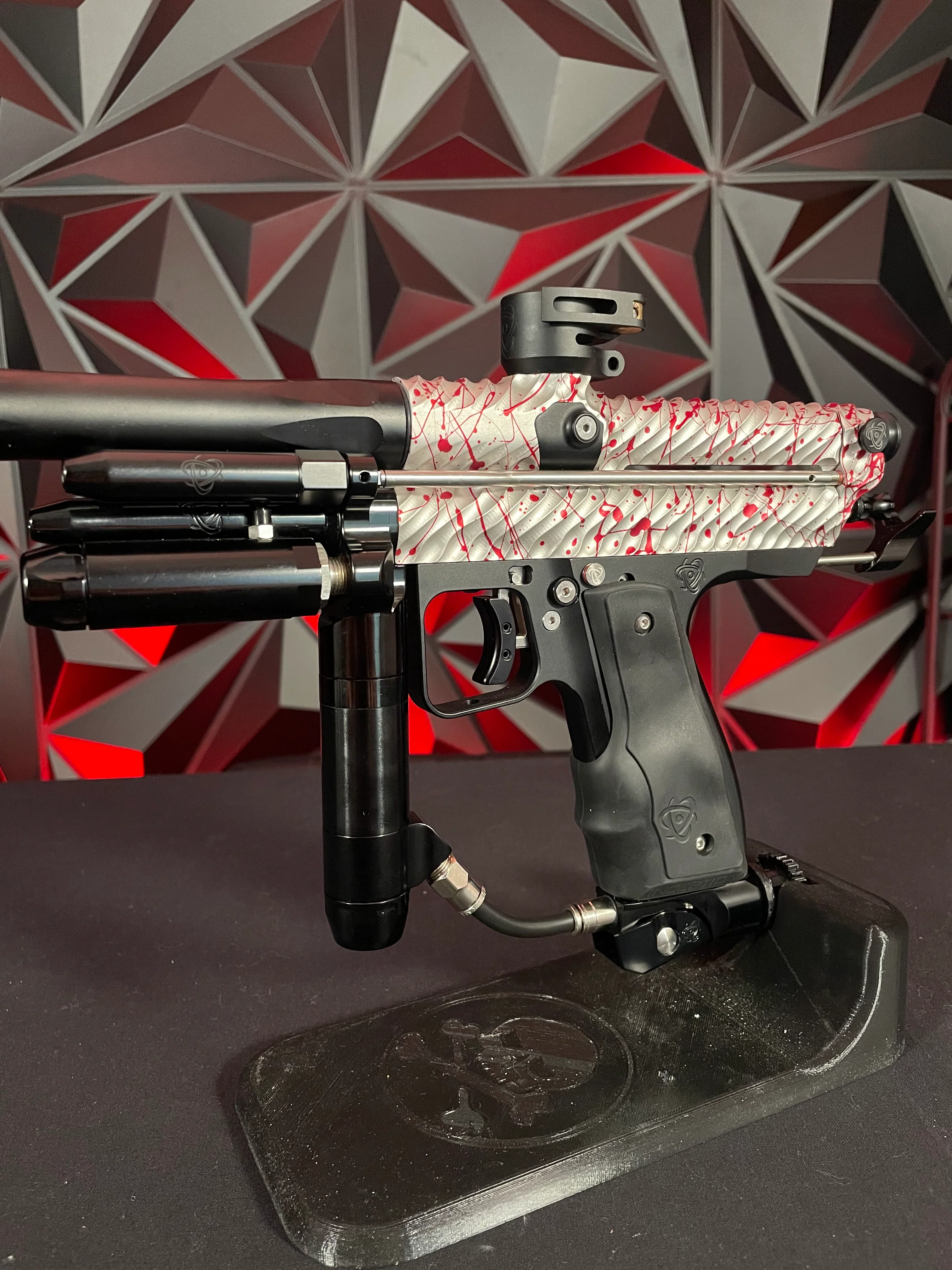 Used Inception Designs Twister Autococker Paintball Gun - Red Splash #128 w/4 Backs & 2 Tips - Image 4