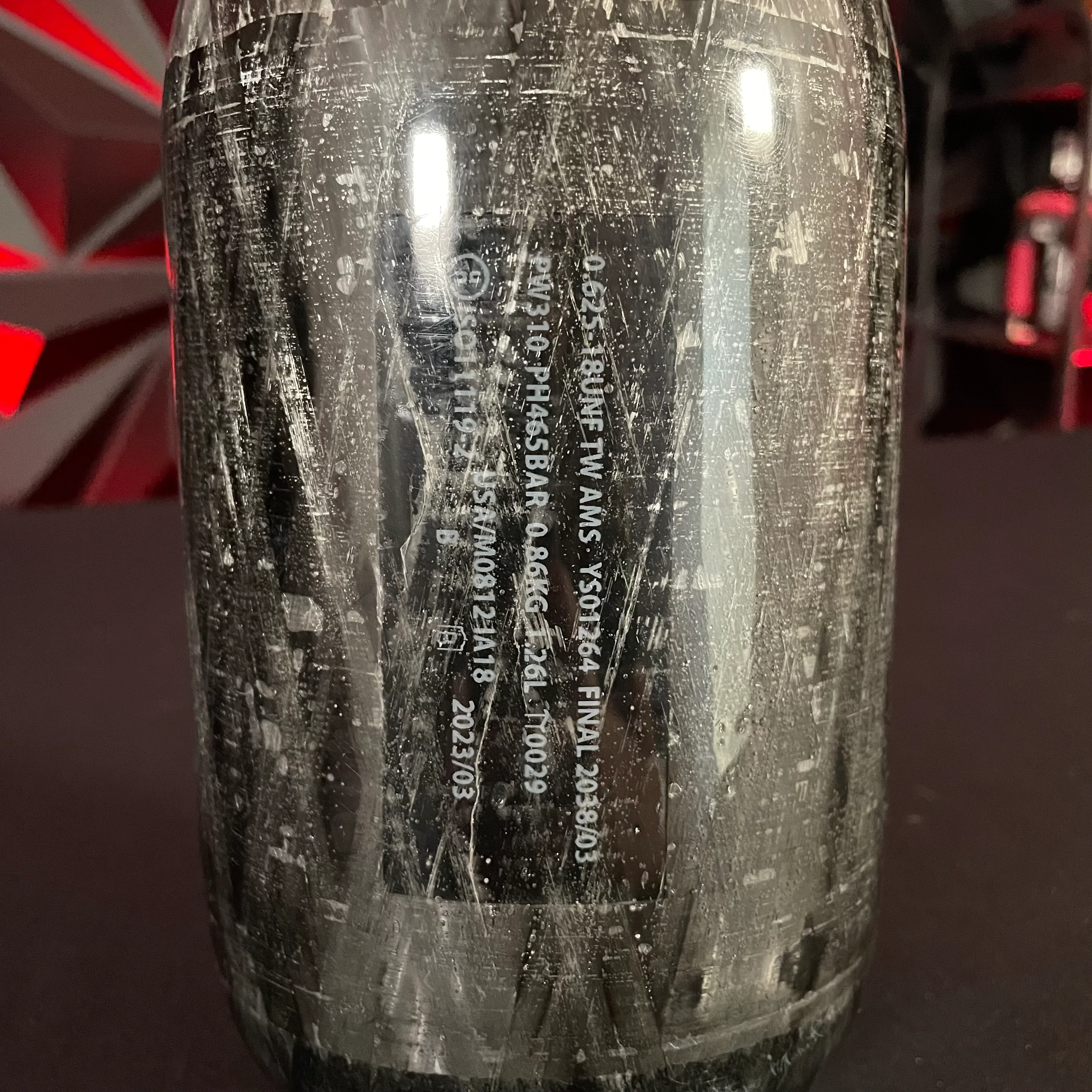 Used Infamous 78/4500 Featherweight Raw Carbon Fiber Paintball Tank - Dust Black Powerhouse TKO Regulator - Image 4