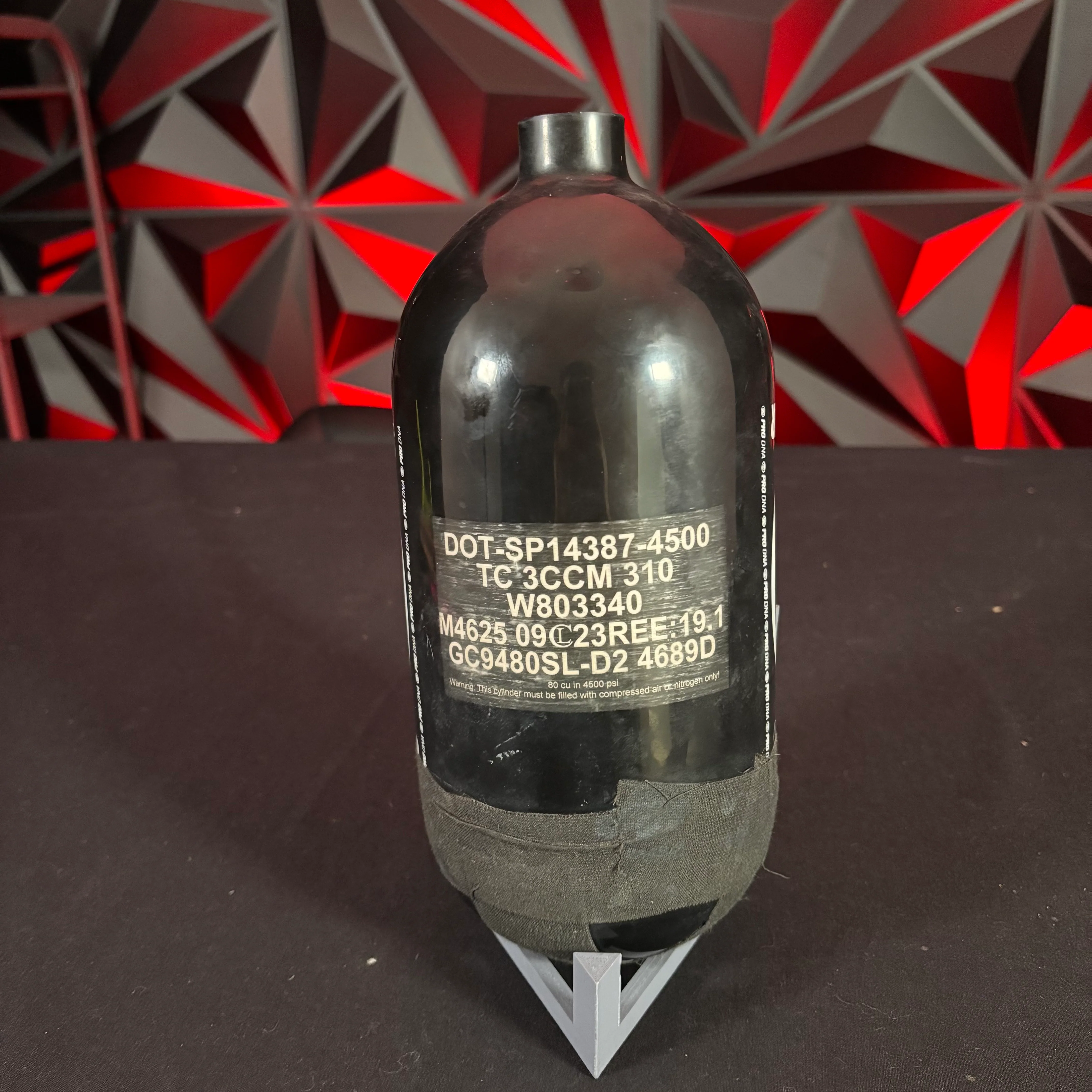Used Infamous Hyperlight 80/4500 Paintball Tank - Black/White **Bottle Only** - Image 2