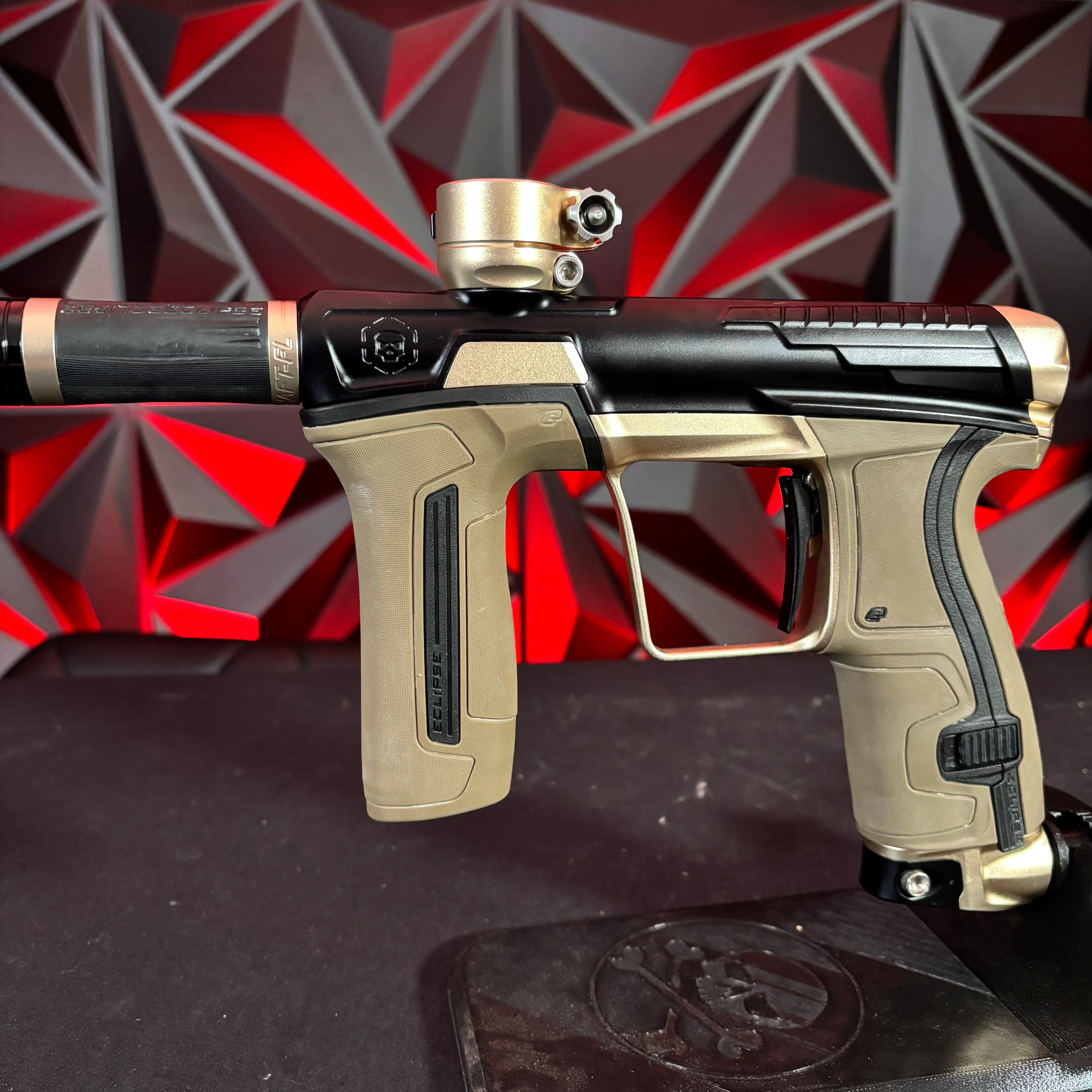 Used Infamous/Planet Eclipse CS2 Paintball Gun - Black/Sandstone w/ FDE grips - Image 5