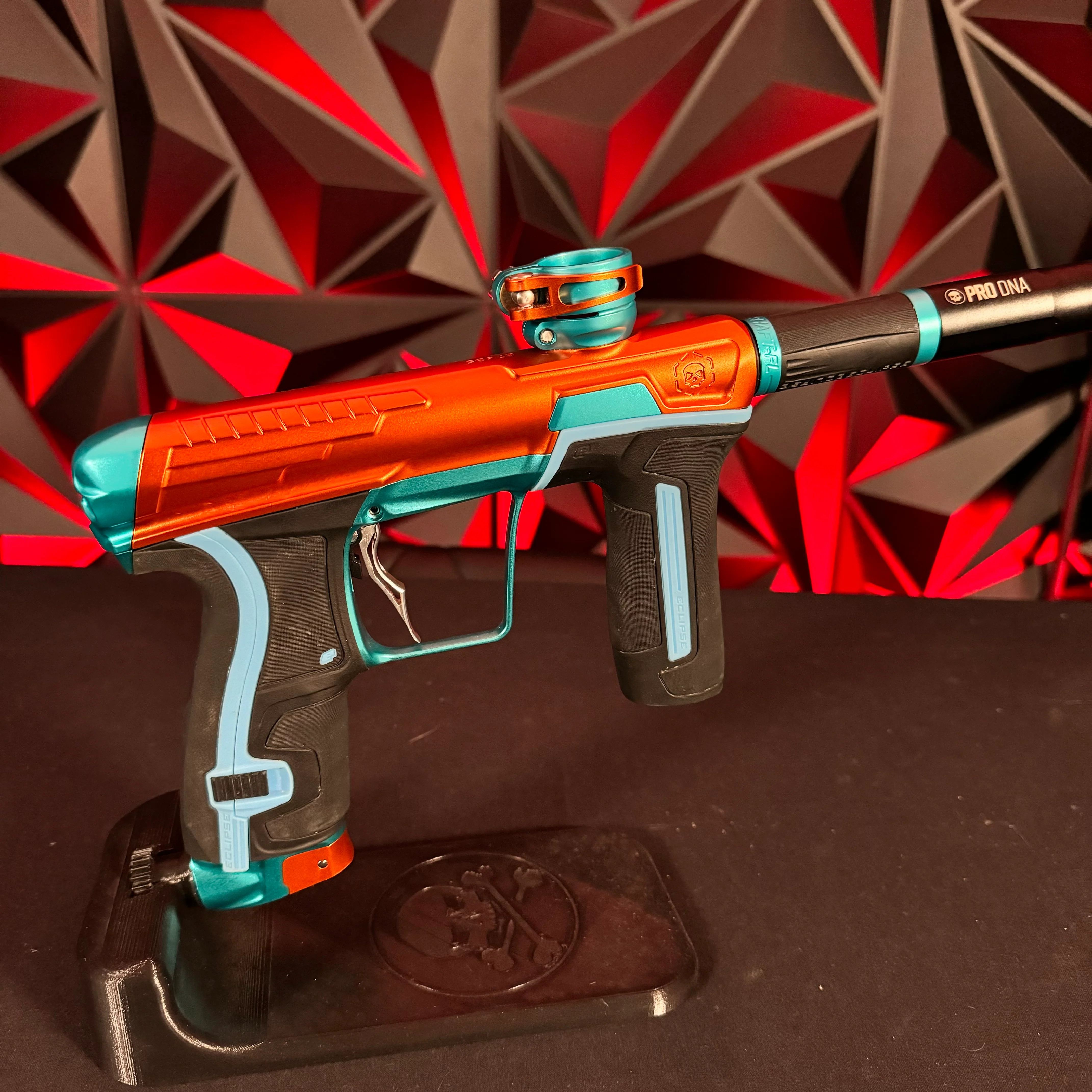 Used Infamous/Planet Eclipse CS2 Paintball Gun - Orange/Teal w/ 3 FL Backs & Infamous Deuce Trigger - Image 2