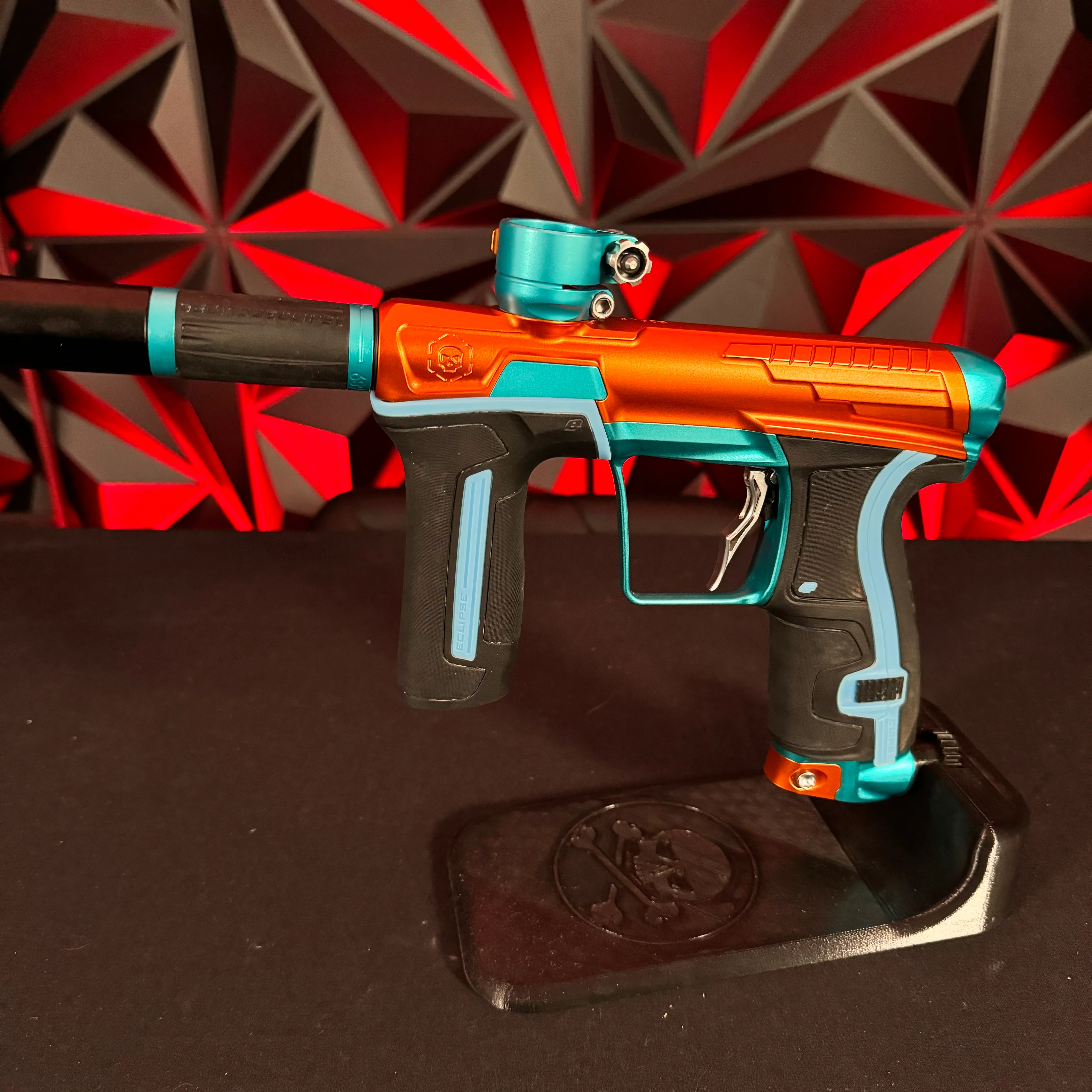 Used Infamous/Planet Eclipse CS2 Paintball Gun - Orange/Teal w/ 3 FL Backs & Infamous Deuce Trigger - Image 5