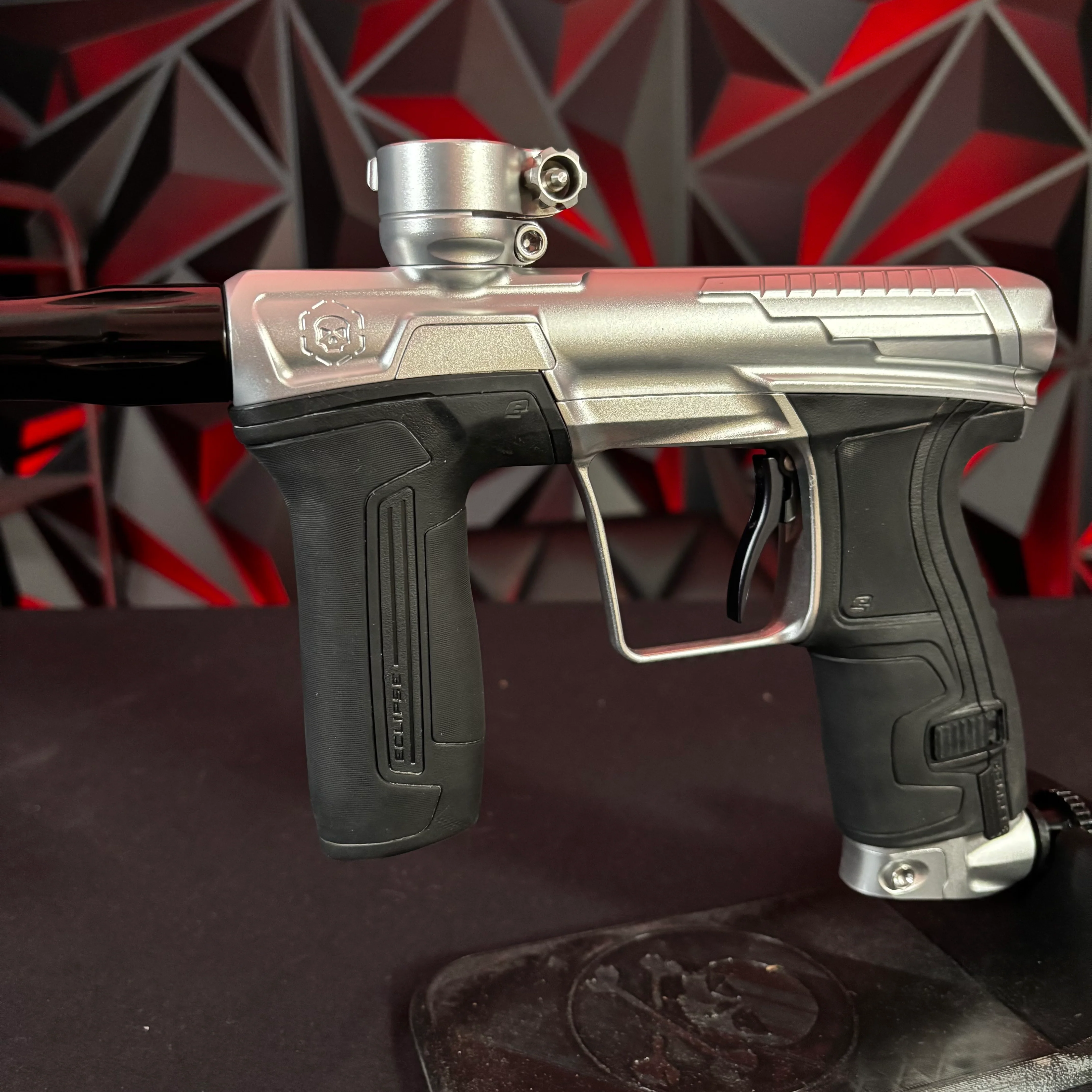 Used Infamous/Planet Eclipse CS2 Paintball Gun - Pure Silver w/ Dye UL-S Barrel - Image 5