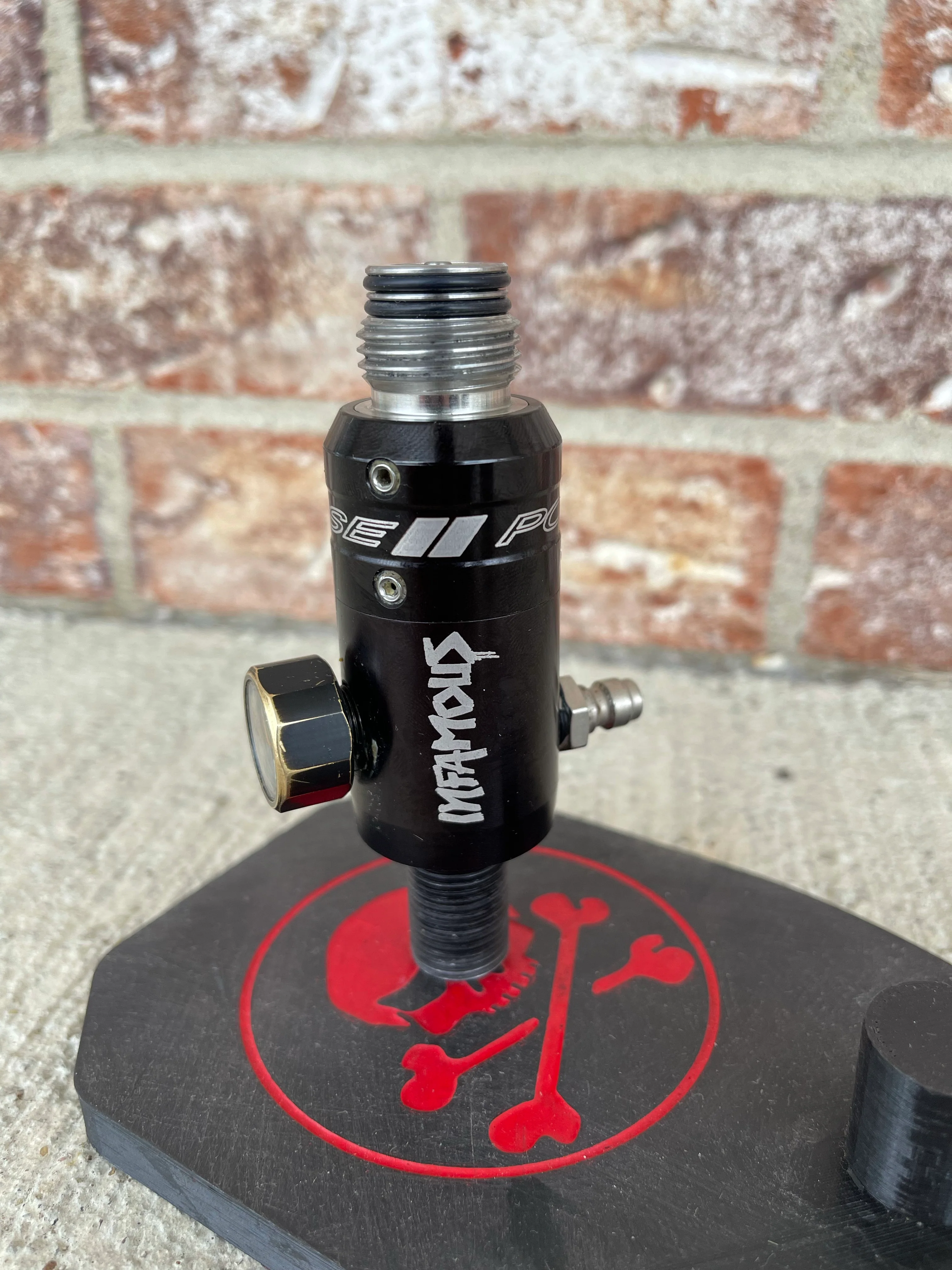 Used Infamous Powerhouse Haymkr 500L Tank Regulator - Black - Image 4