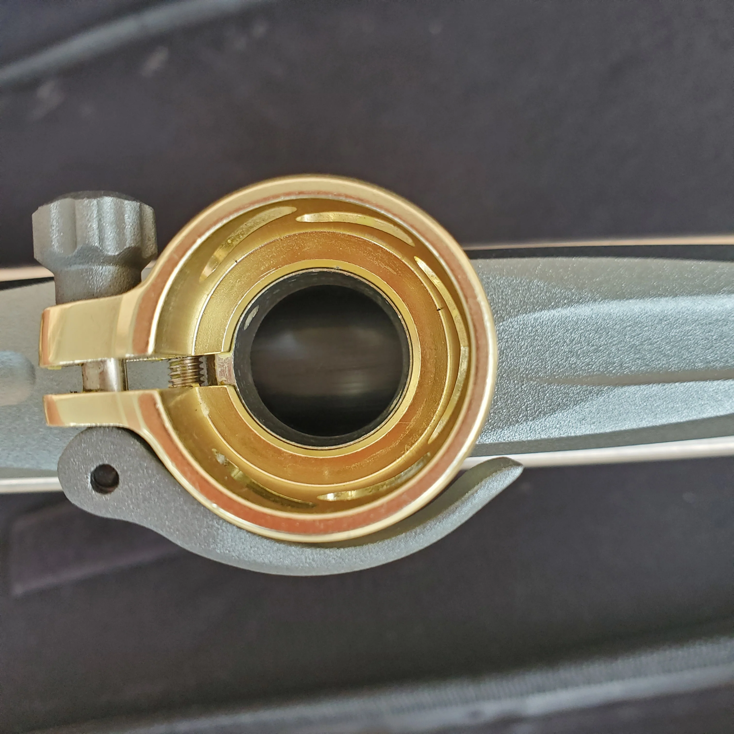 Used Azodin KP3 Pump Paintball Gun - Dust Titanium / Gold - Image 7