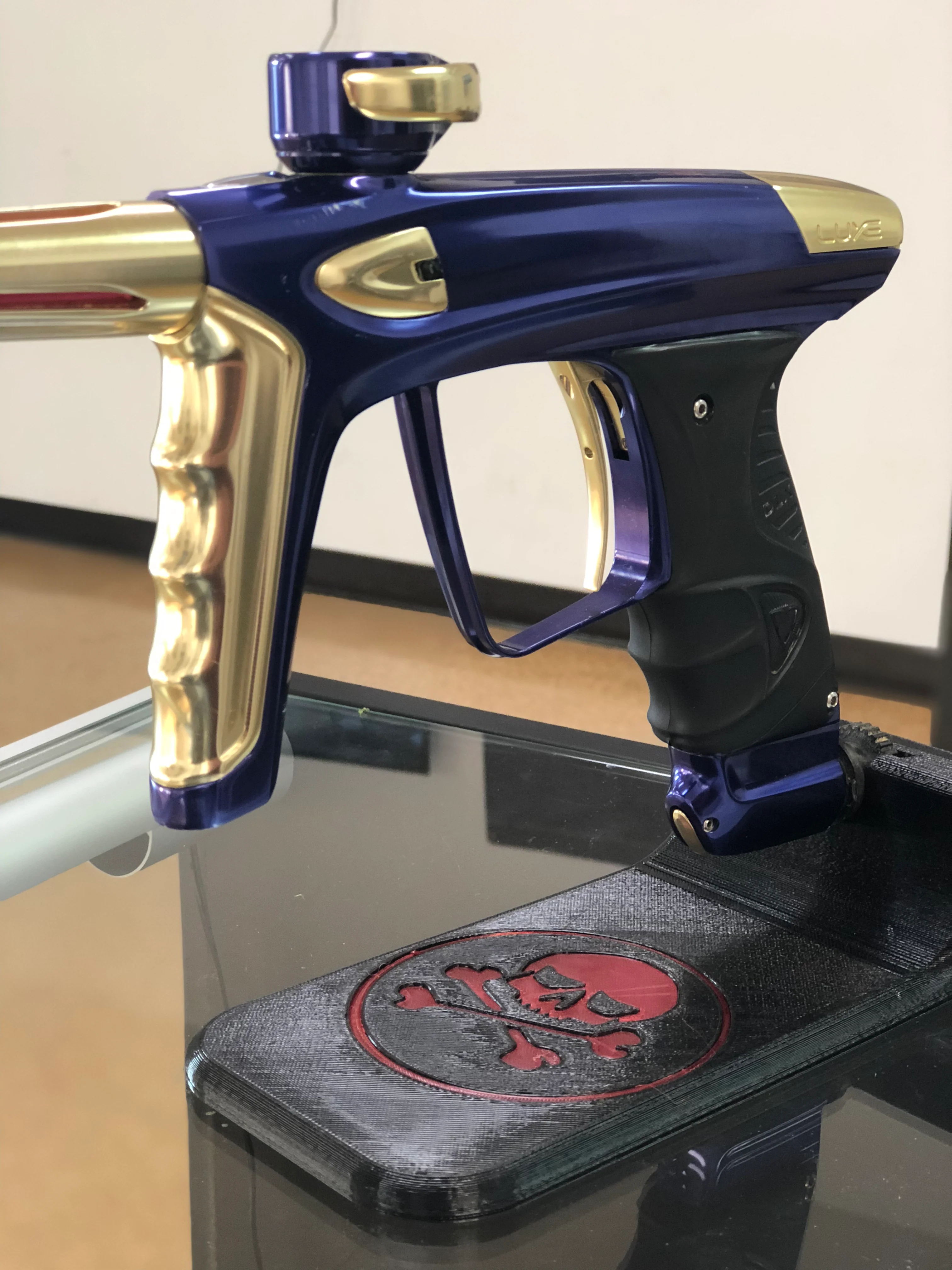 Used Luxe Ice Paintball Marker - Gloss Purple / Gloss Gold - Image 2