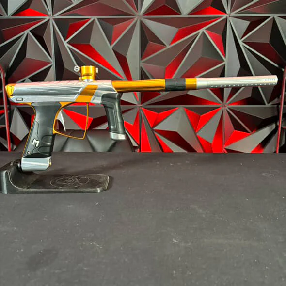 Used MacDev Prime Paintball Gun - Silver/Gold - Image 6