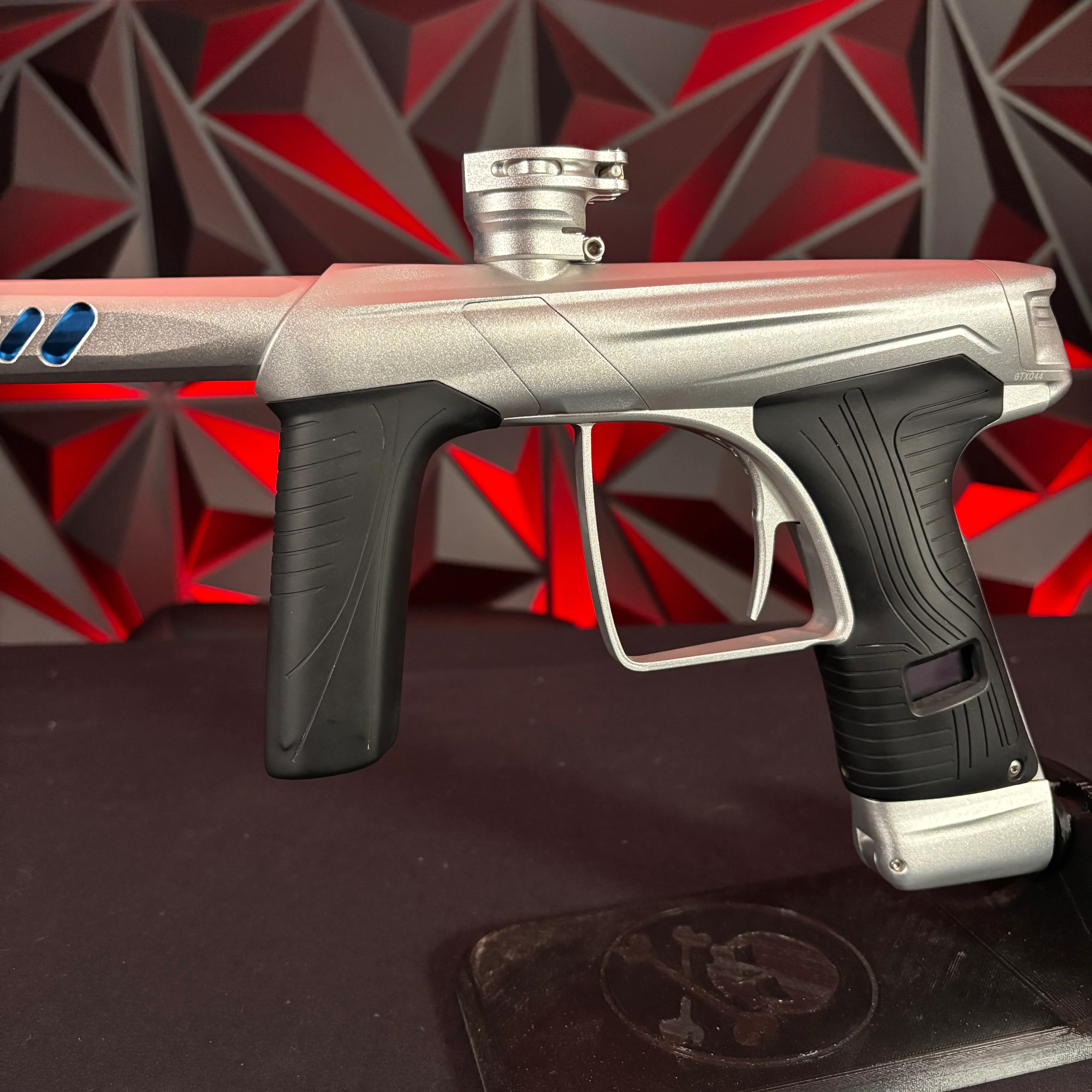 Used MacDev GTX Paintball Gun - Silver - Image 5