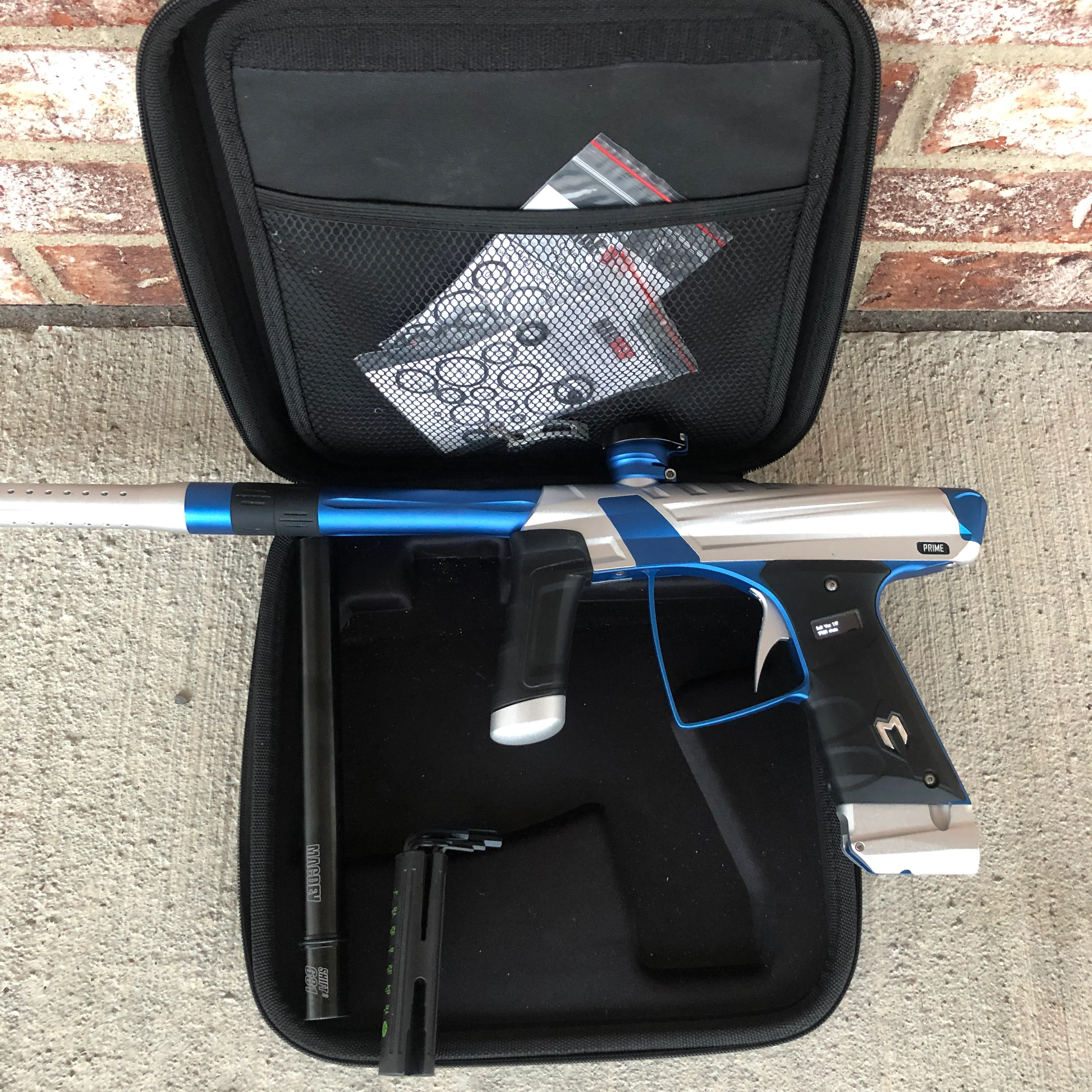 Used MacDev Prime XTS Paintball Gun - Silver/Blue - Image 5