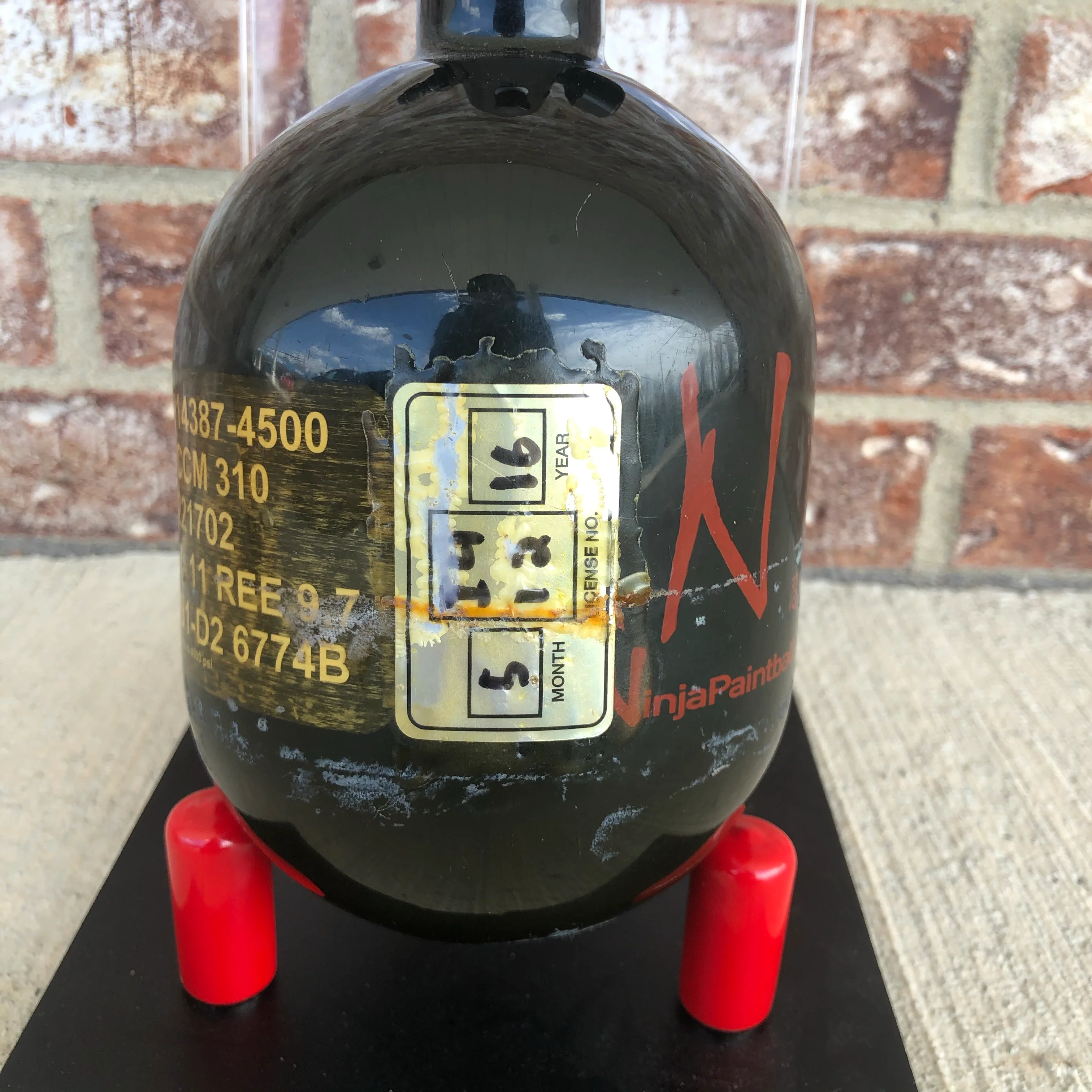 Used Ninja 50/4500 Paintball Tank- Black with Red Logo - Image 3