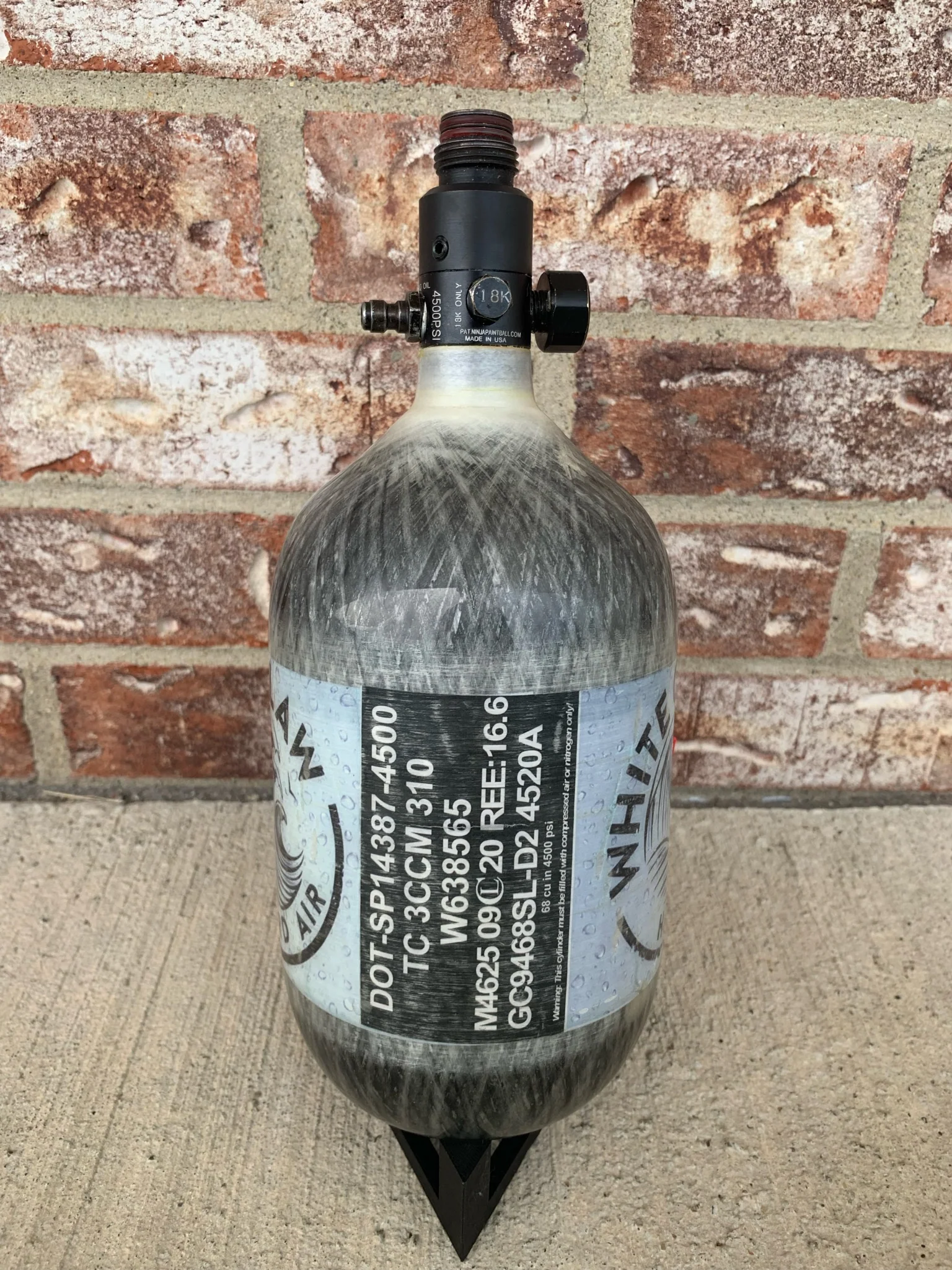 Used Ninja 68/4500 Paintball Tank - White Claw w/ Standard Regulator - Image 2