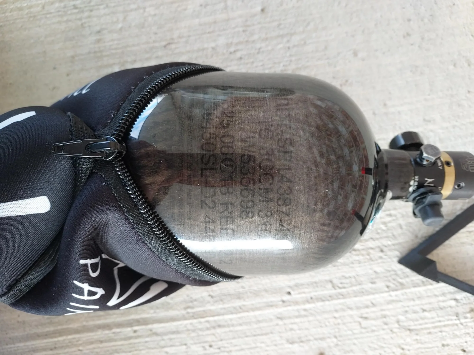Used Ninja Lite 50/4500 Paintball Tank w/ ProV2 Regulator, Silver Thread Protector, and Ninja Tank Cover - Image 2