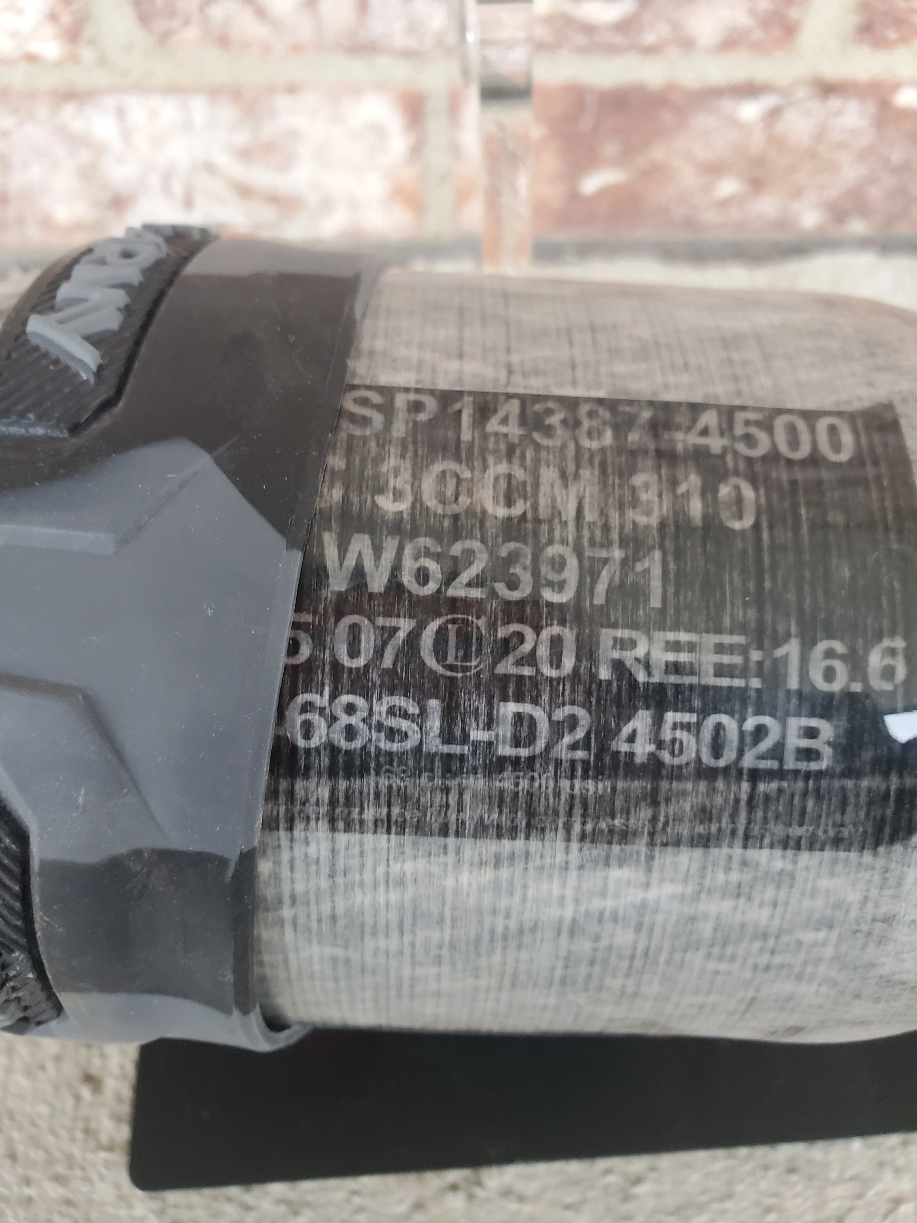 Used Ninja Lite 68/4500 Paintball Tank - Clear - Image 2