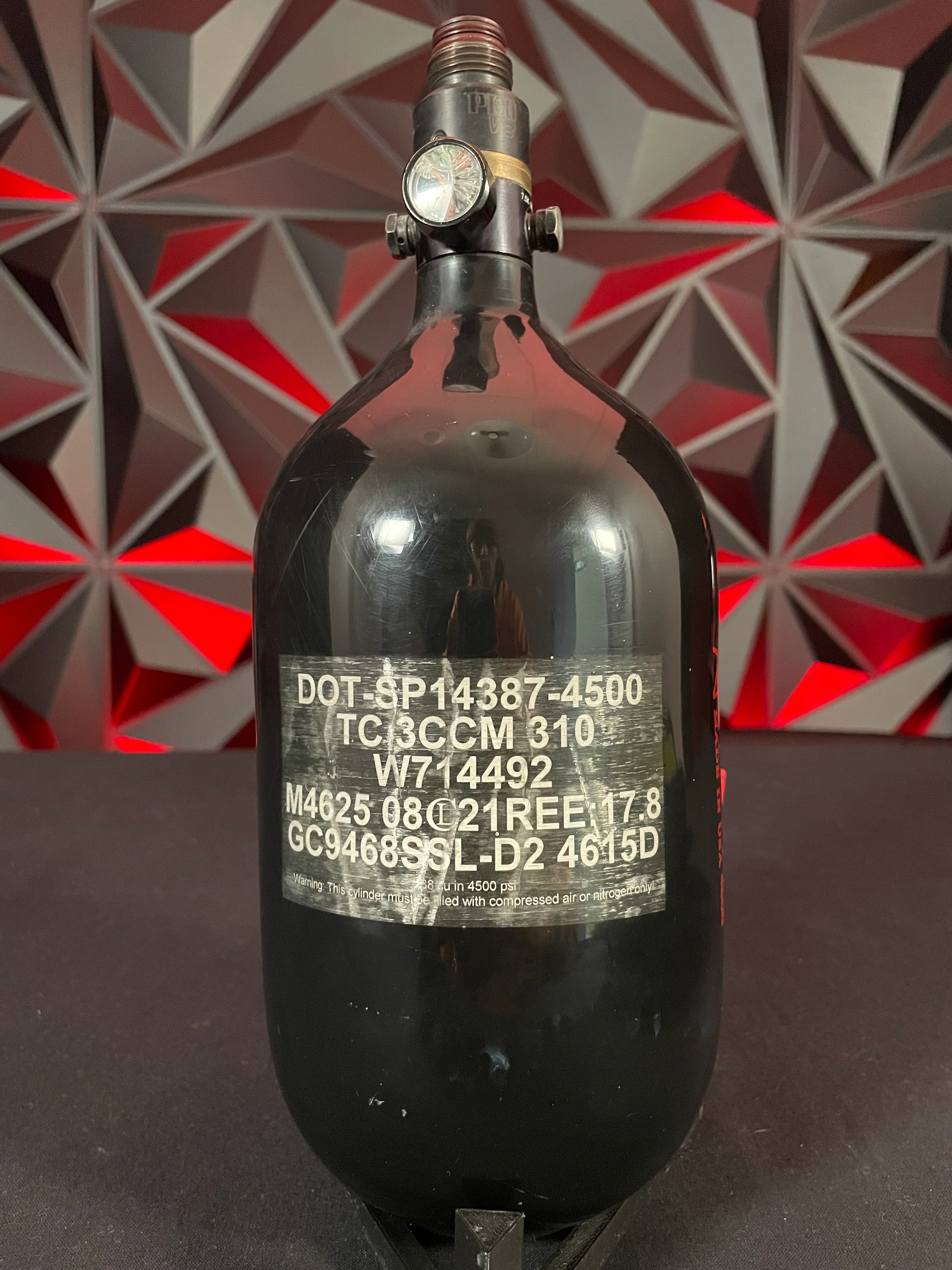 Used Ninja SL2 68/4500 Paintball Tank - Black/Red w/ ProV2 Regulator & Infamous Tank Case - Image 2