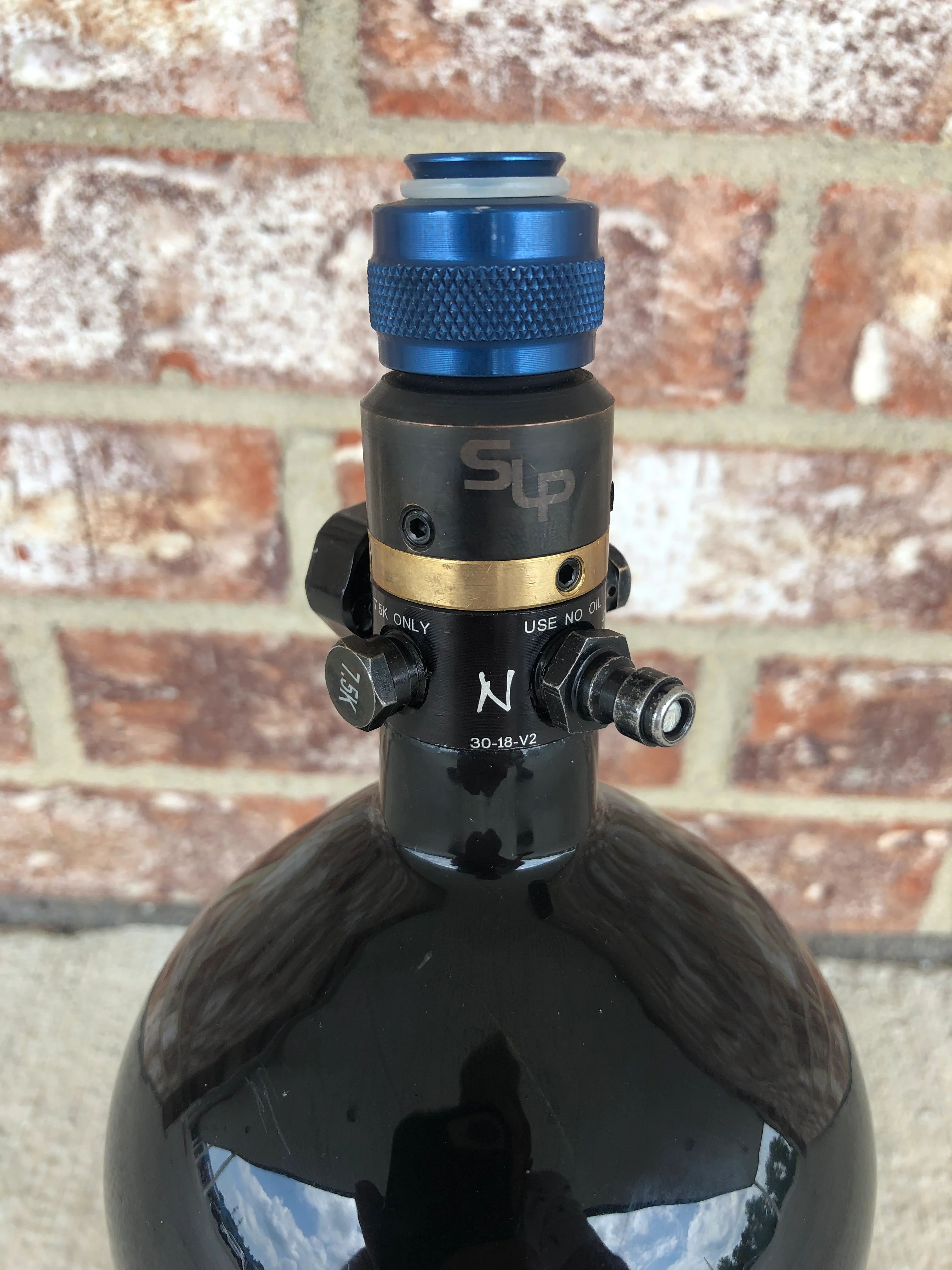 Used Ninja SL2 68/4500 Paintball Tank - Black w/ Blue - Image 4