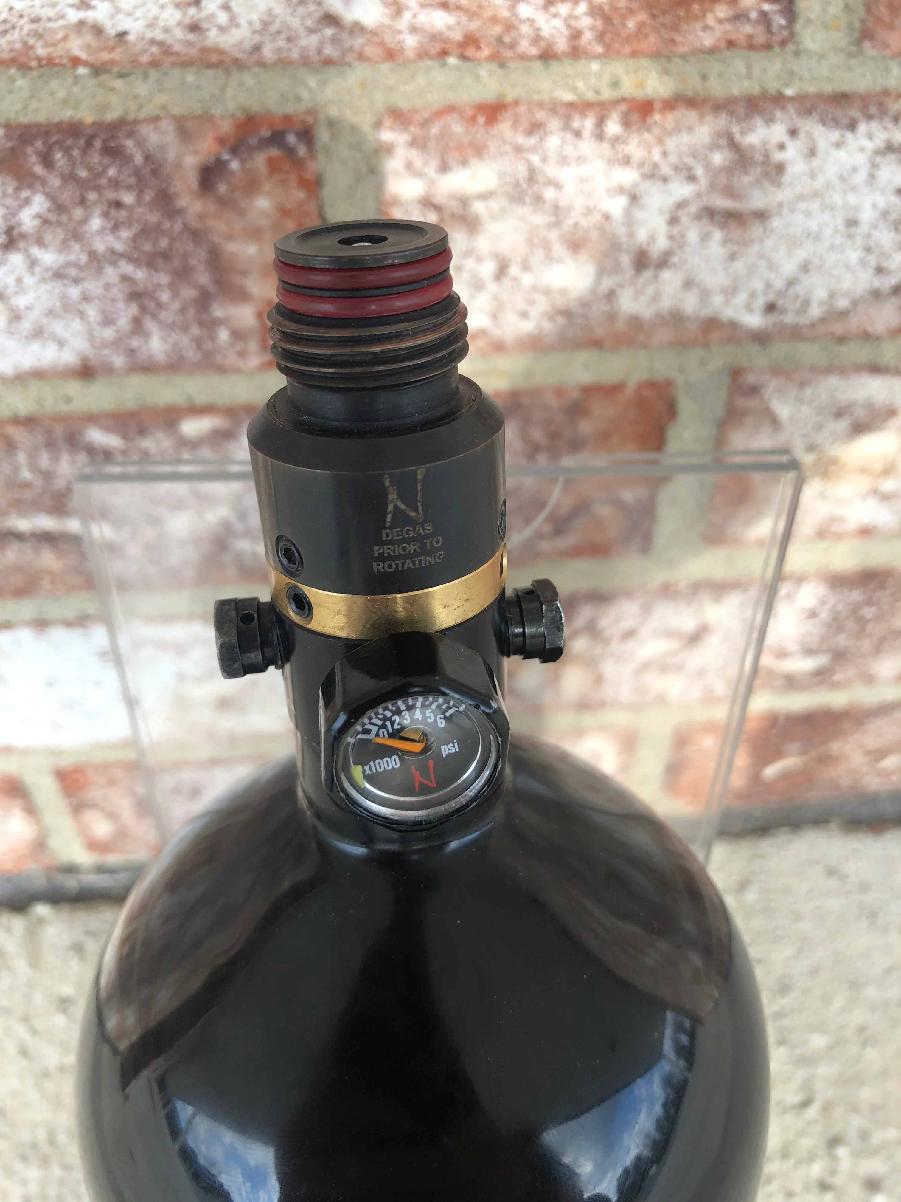 Used Ninja Sl2 68/4500 Paintball Tank w/ ProV2 - Black w/ Lime - Image 3
