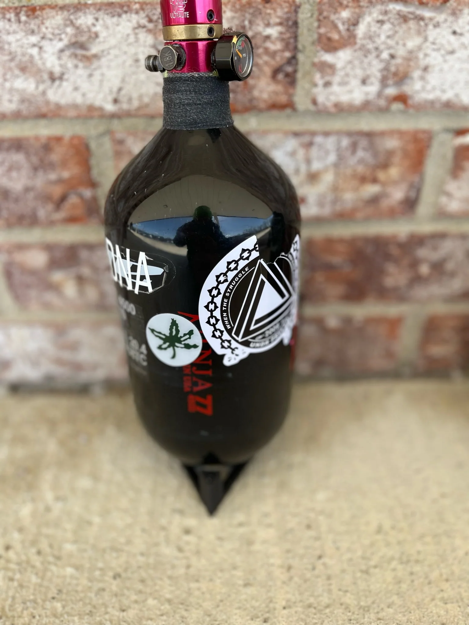 Used Ninja SL2 77/4500 Paintball Tank - Black w/ Red w/ Dark Lava ProV2 Ultralite Reg - Image 3