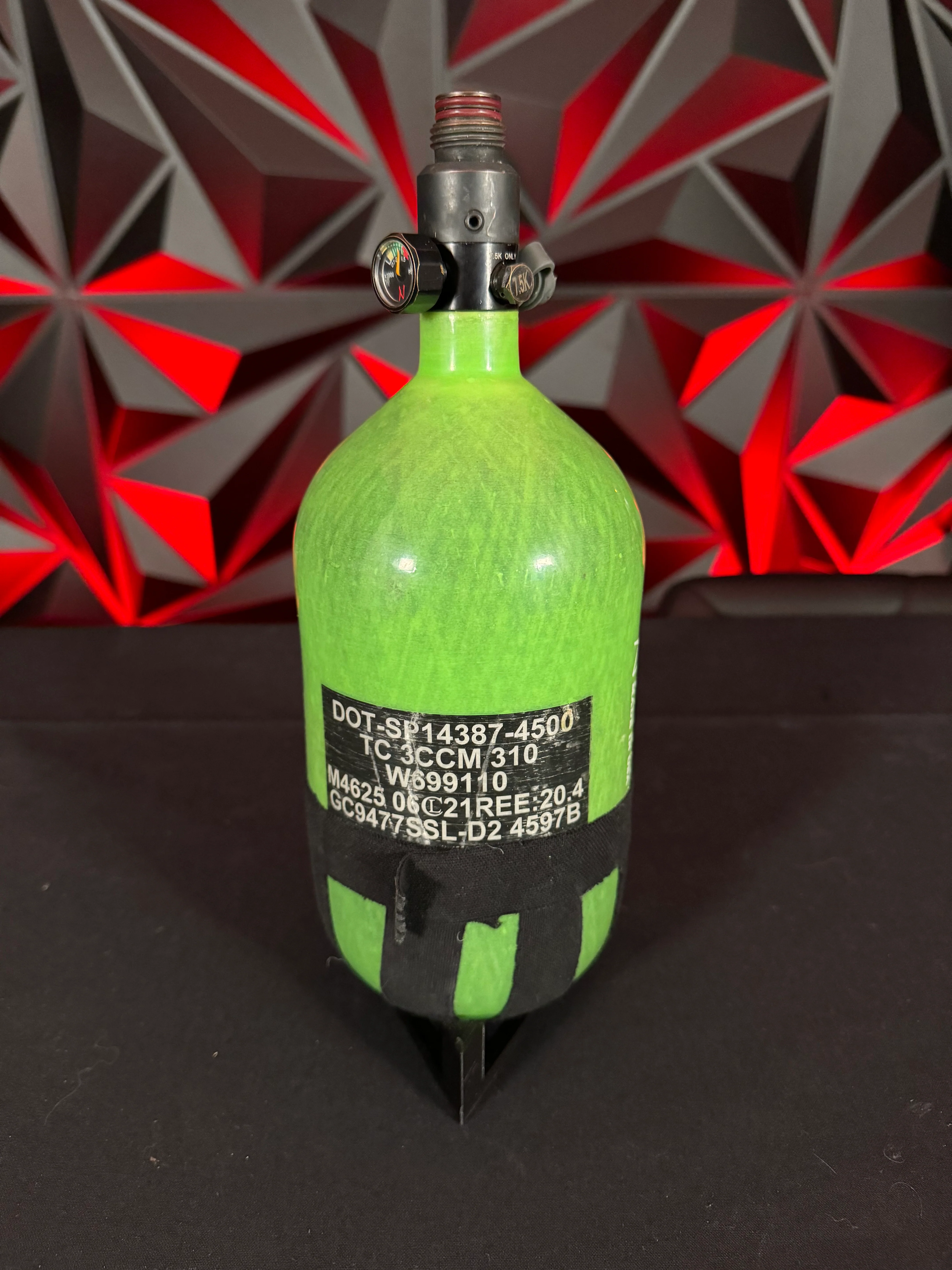 Used Ninja SL2 77/4500 Paintball Tank - Lime w/ Standard Regulator - Image 2