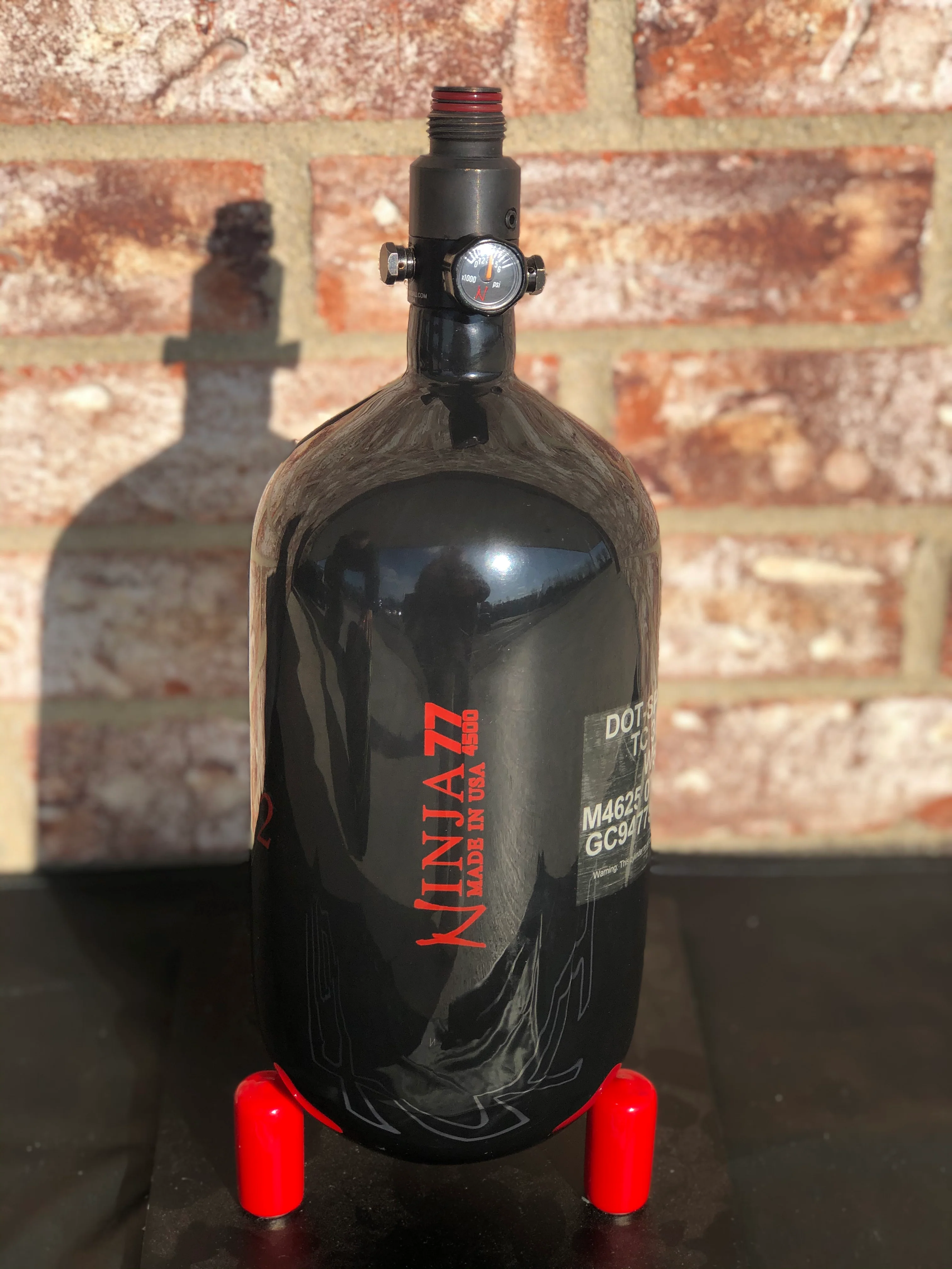 Used Ninja SL2 77/4500 Tank - Black/Red w/ ProV2 - Image 2