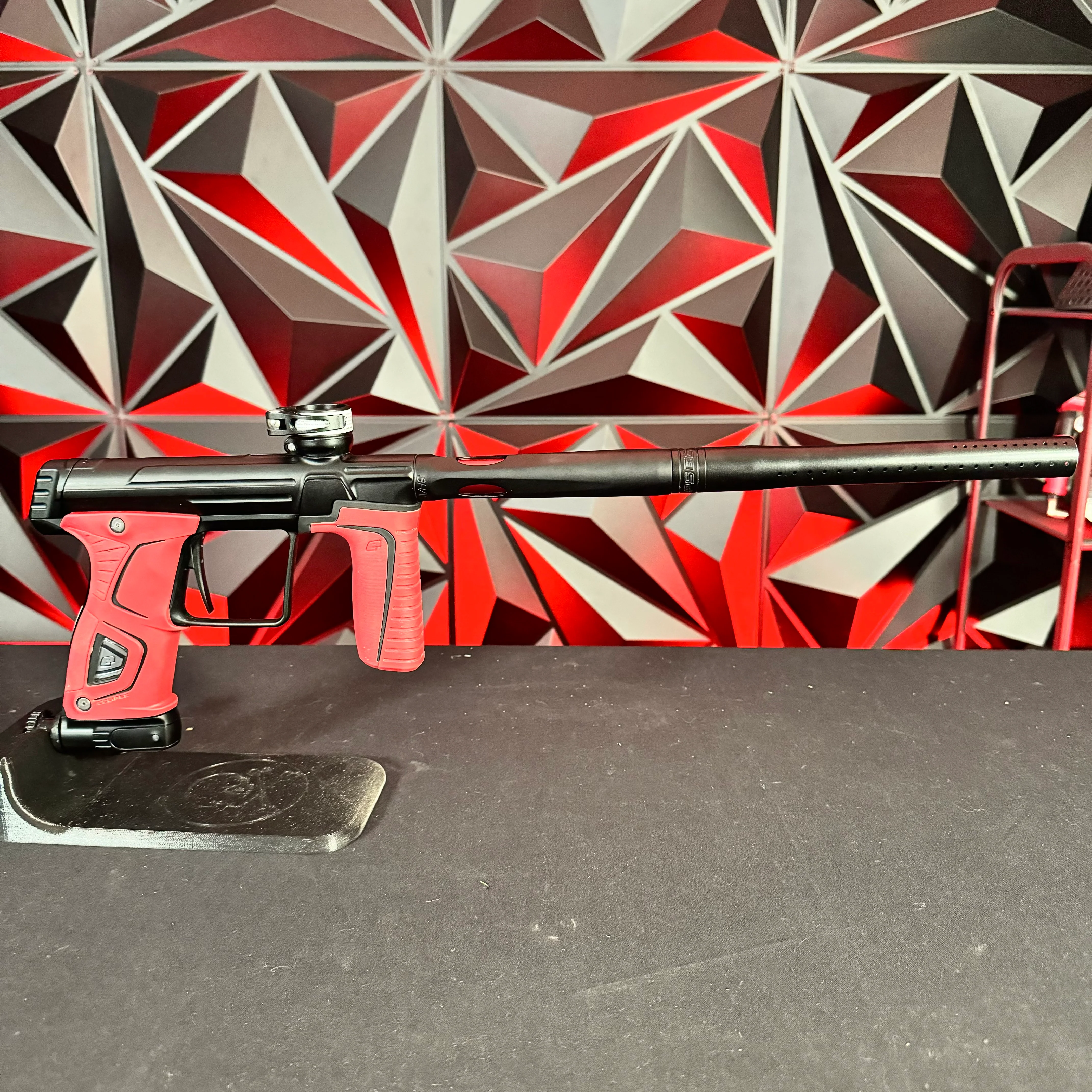 Used Planet Eclipse 170R Paintball Gun - Black w/ Shaft FR Barrel & Red Grip Kit - Image 5