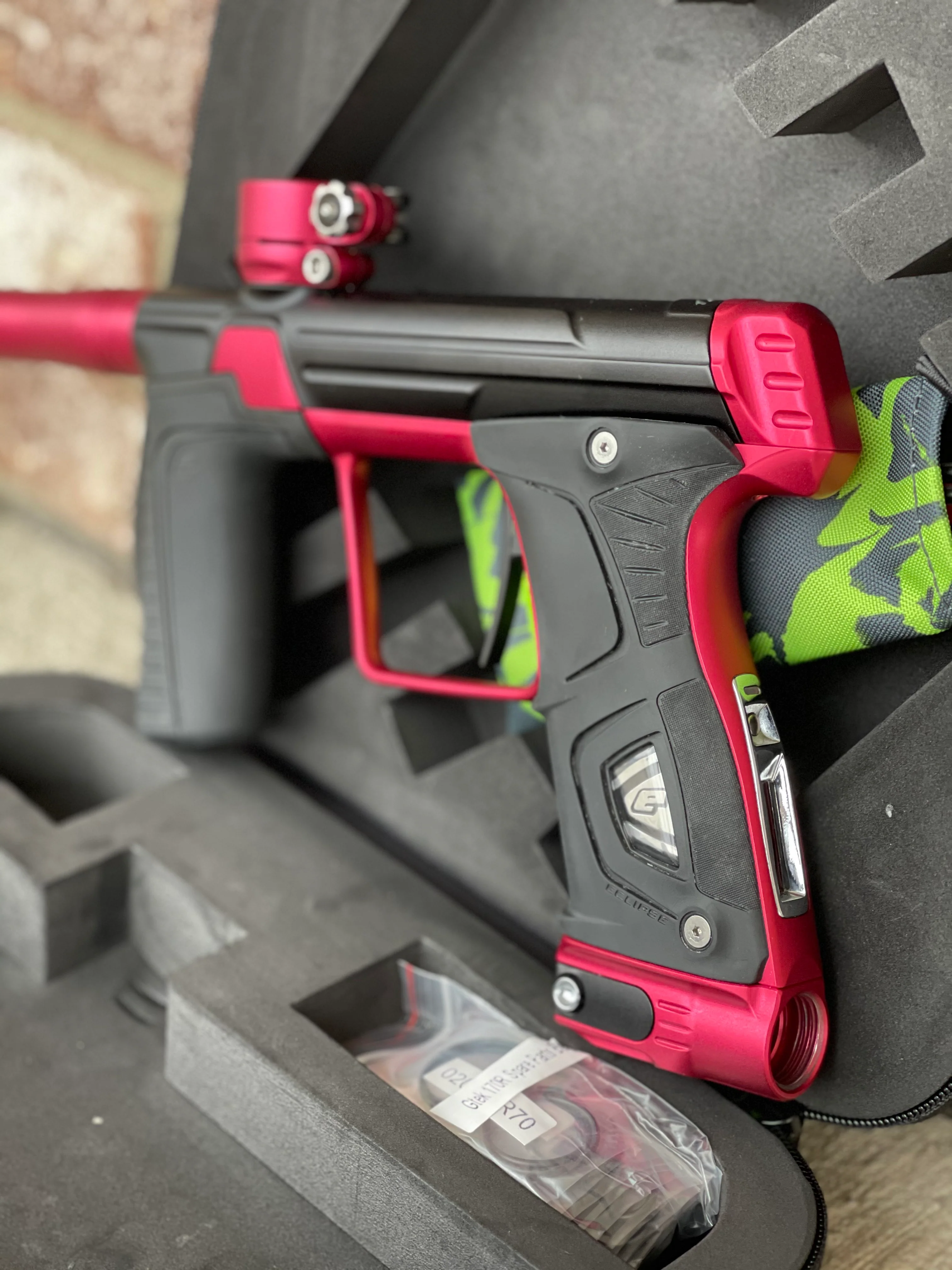 Used Planet Eclipse 170R Paintball Gun - Black / Red - Image 2