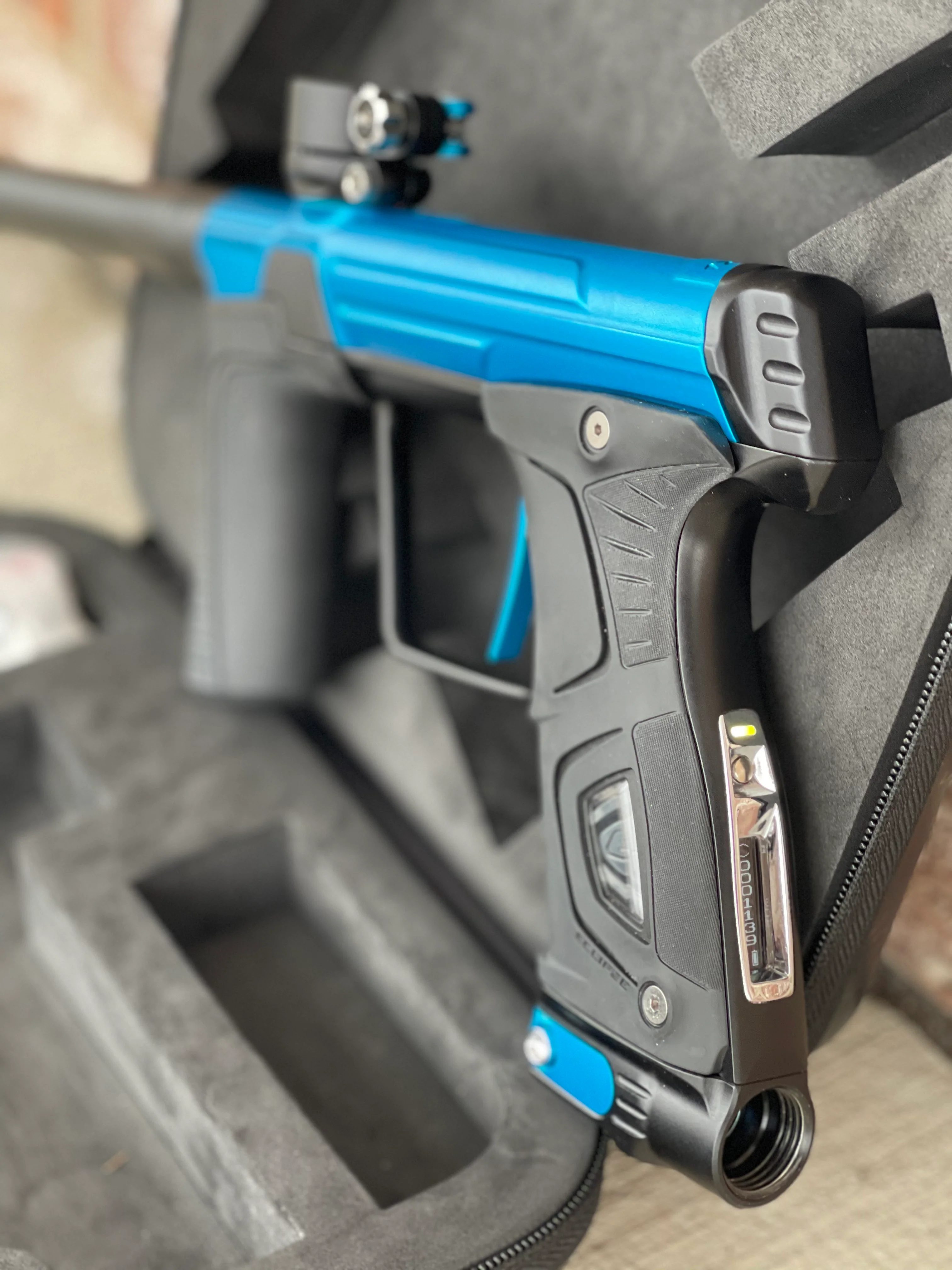 Used Planet Eclipse 170R Paintball Gun - Electric Blue / Black - Image 3