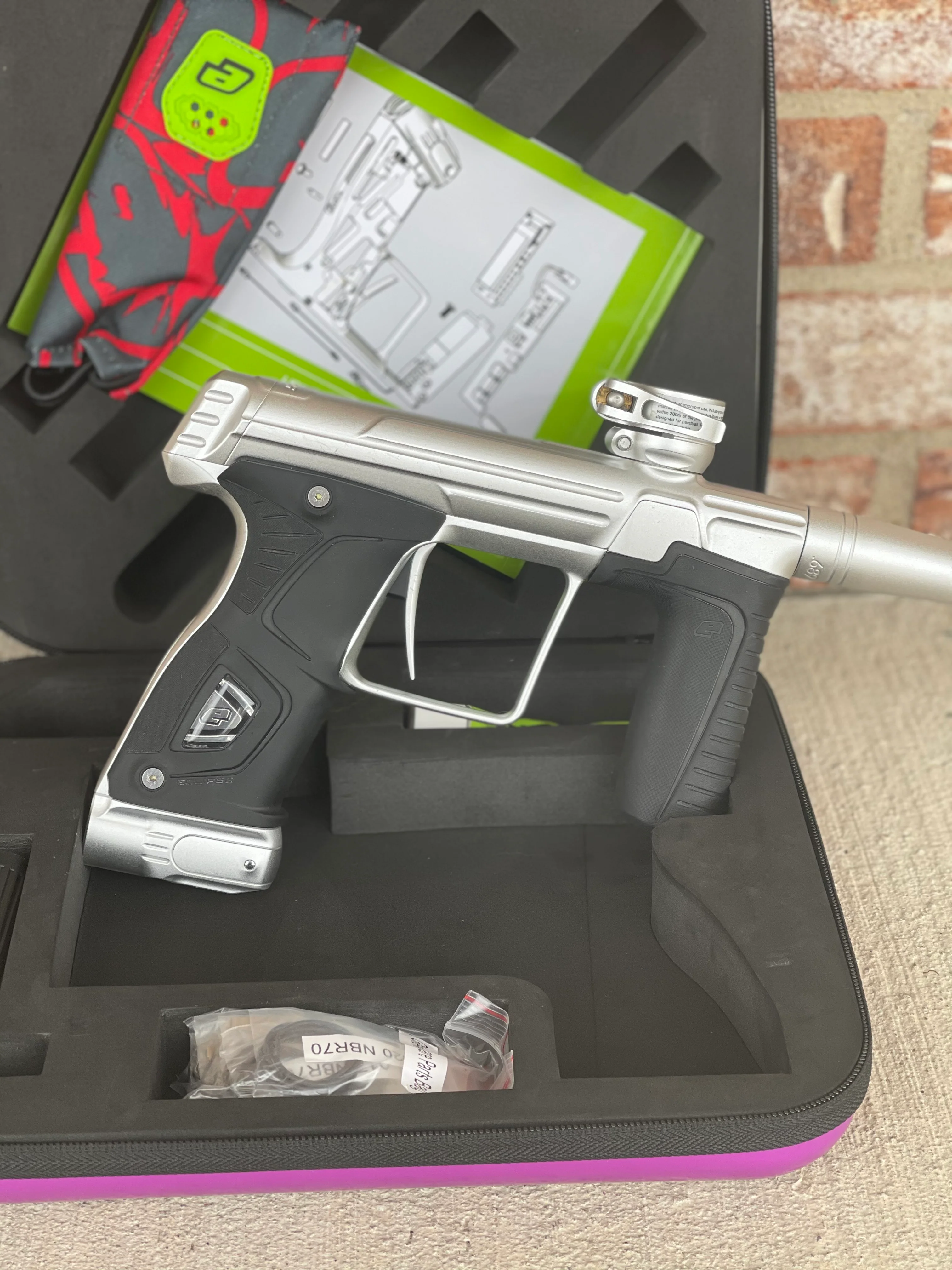 Used Planet Eclipse 170R Paintball Gun - Silver - Image 3