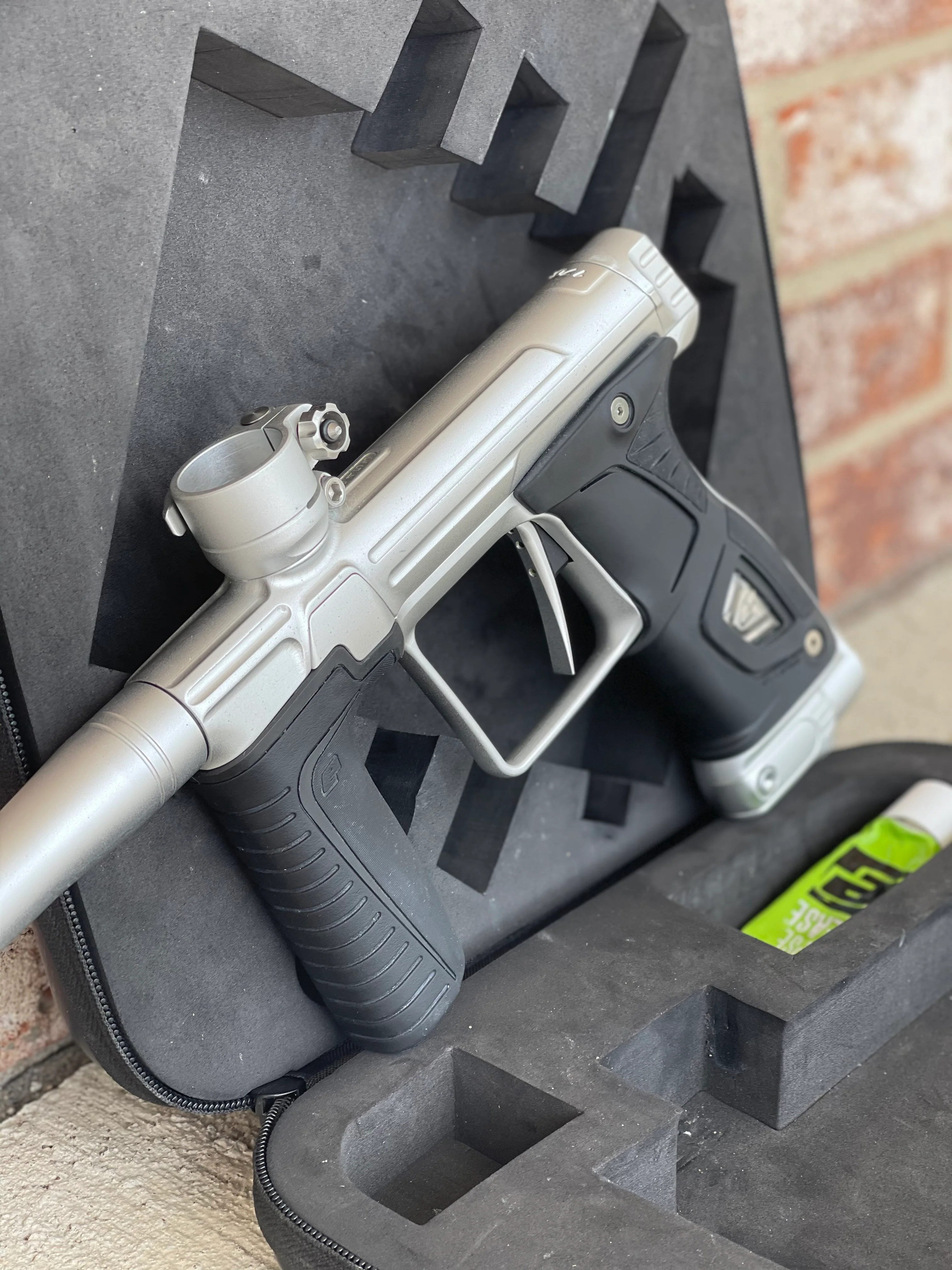 Used Planet Eclipse 170R Paintball Gun - Silver - Image 4