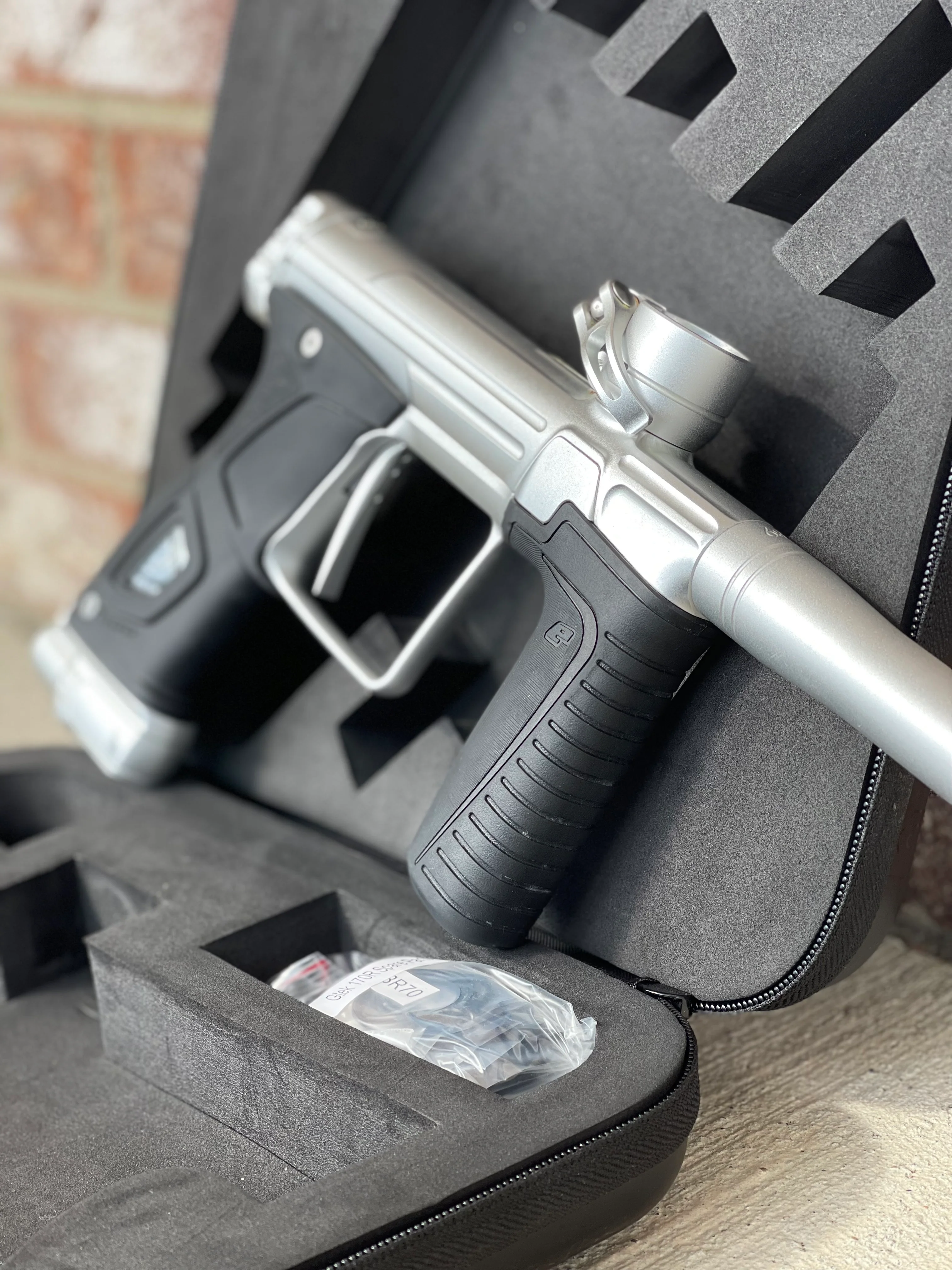 Used Planet Eclipse 170R Paintball Gun - Silver - Image 2