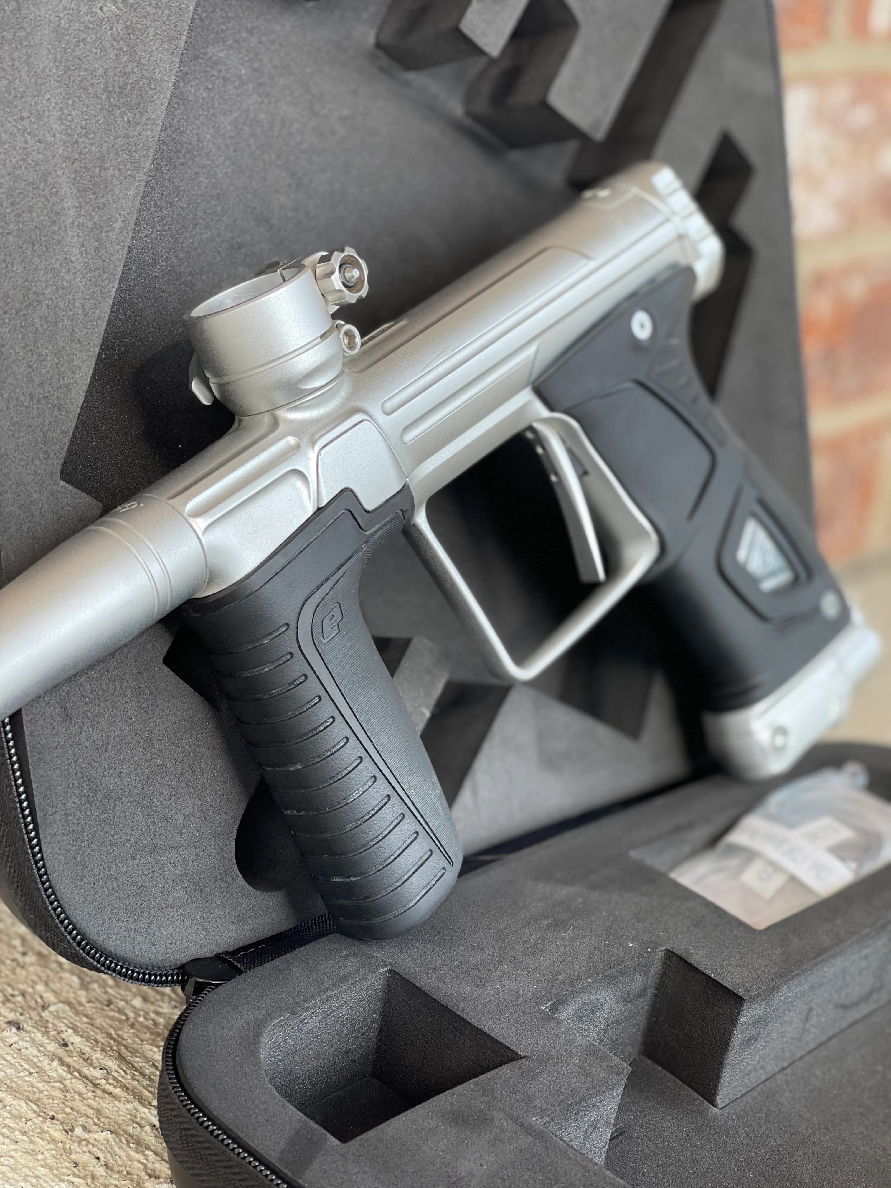 Used Planet Eclipse 170R Paintball Gun - Silver - Image 4