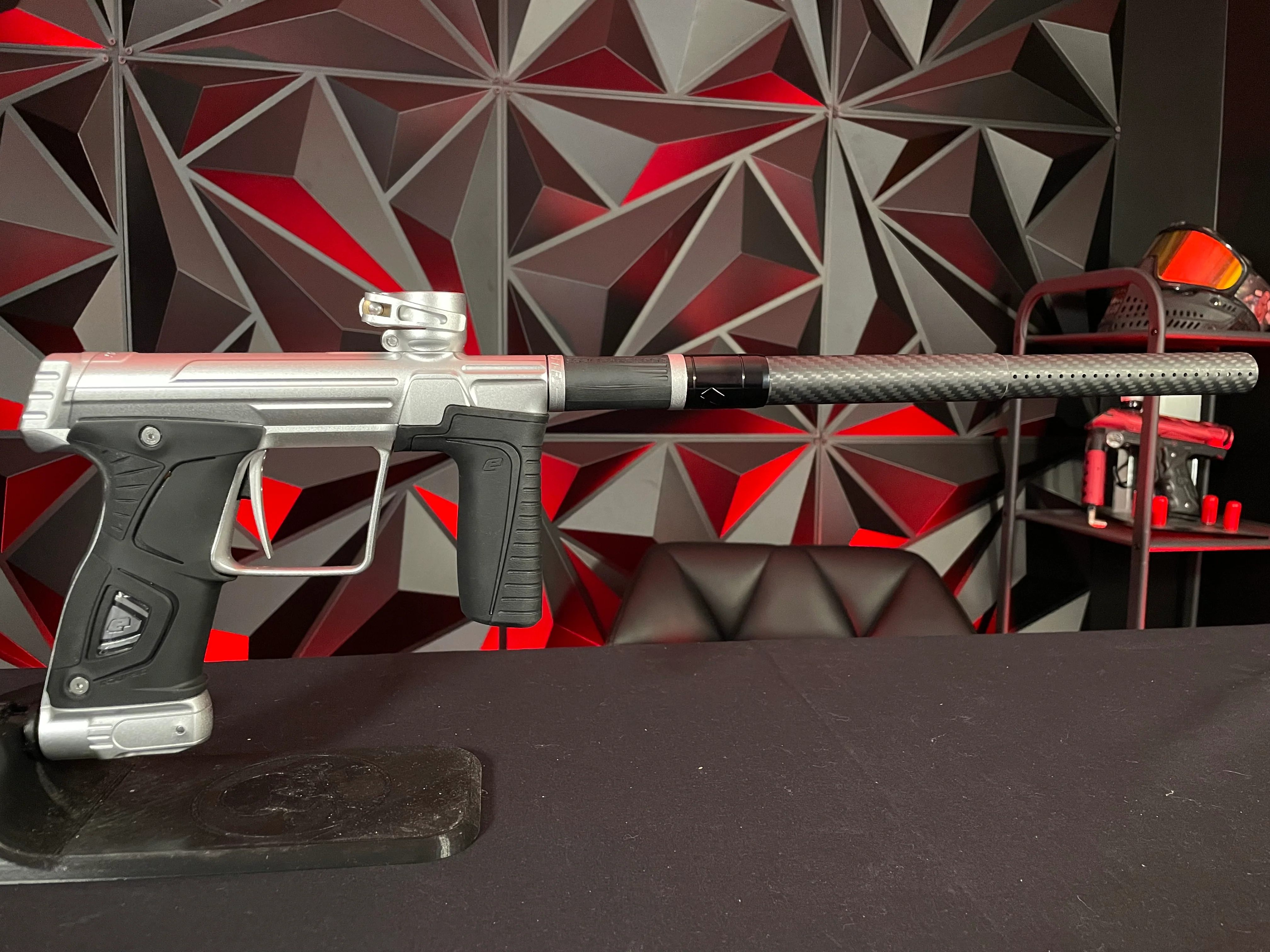 Used Planet Eclipse 170r Paintball Gun - Silver w/Carbon Fiber Tip - Image 5